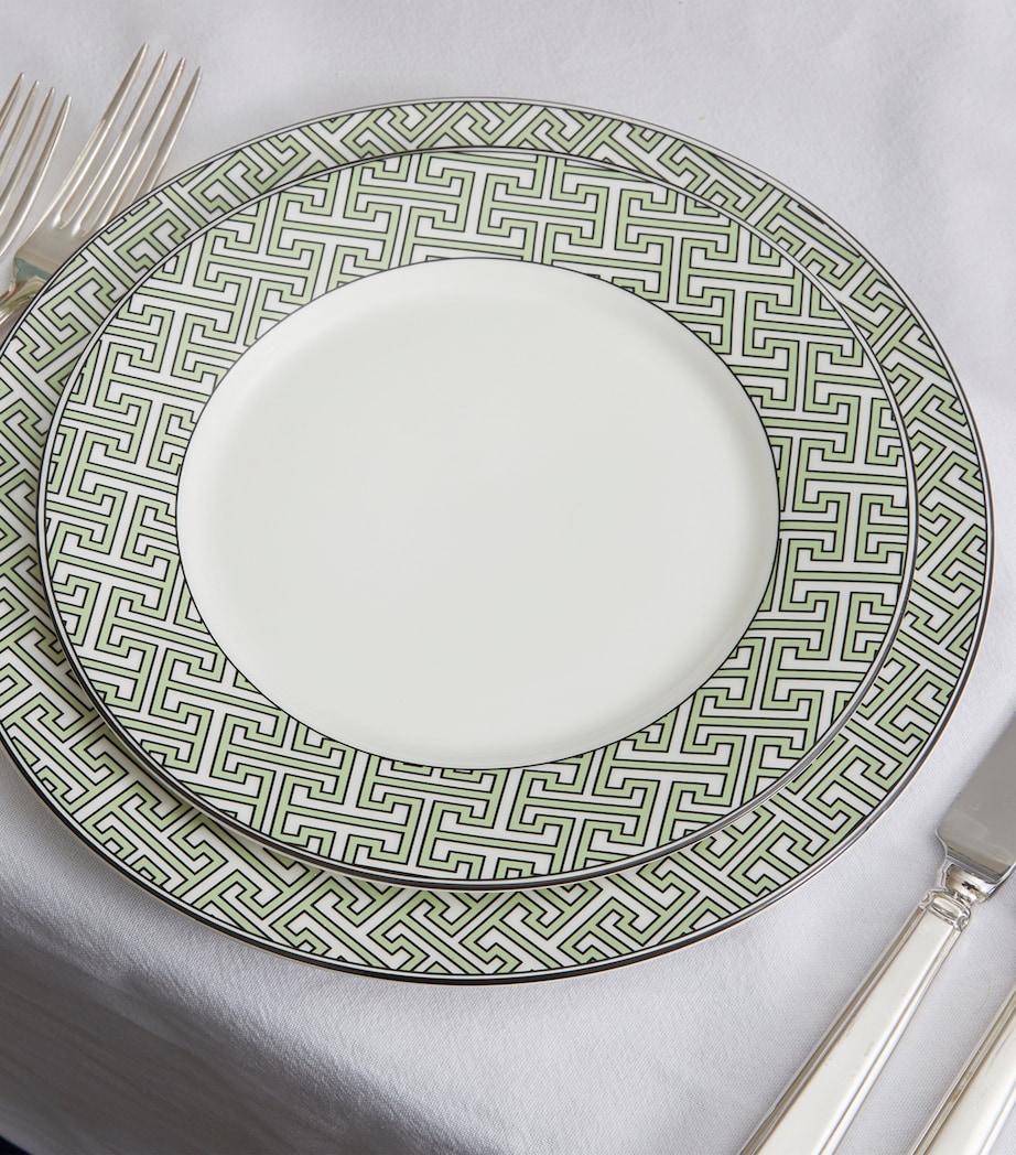 Set of 2 Maze Dessert Plates (21cm) GREEN Image 2