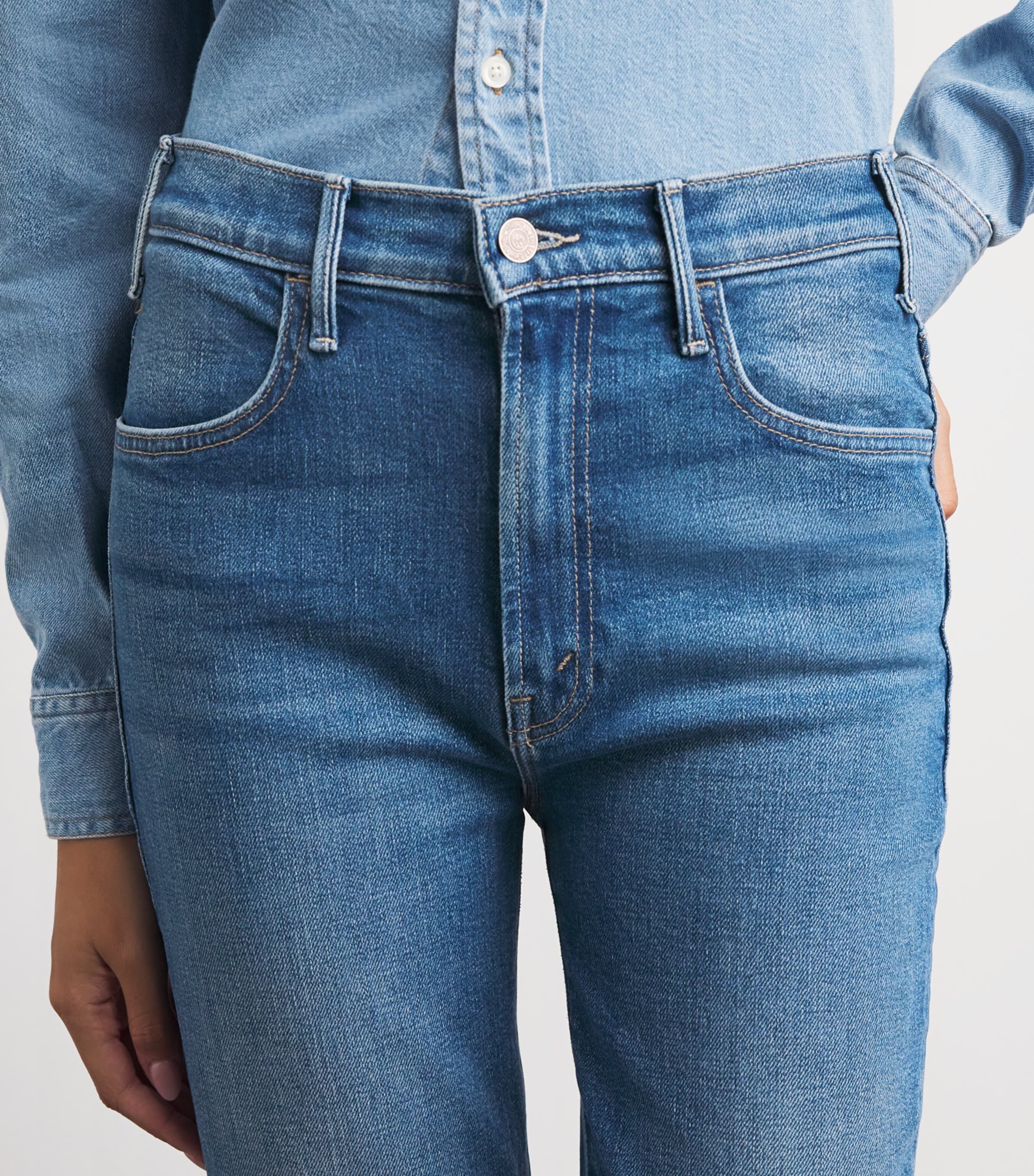 MOTHER Womens The Hustler Skimp Flared Jeans Kissing The Caddy Image 3