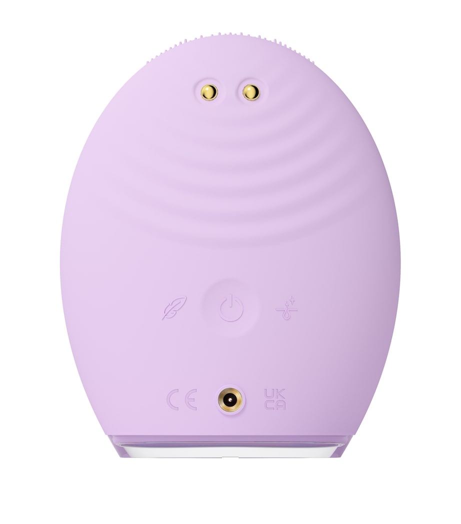 Foreo LUNA 4 Plus Facial Cleansing Brush for Sensitive Skin Lavendar Image 2