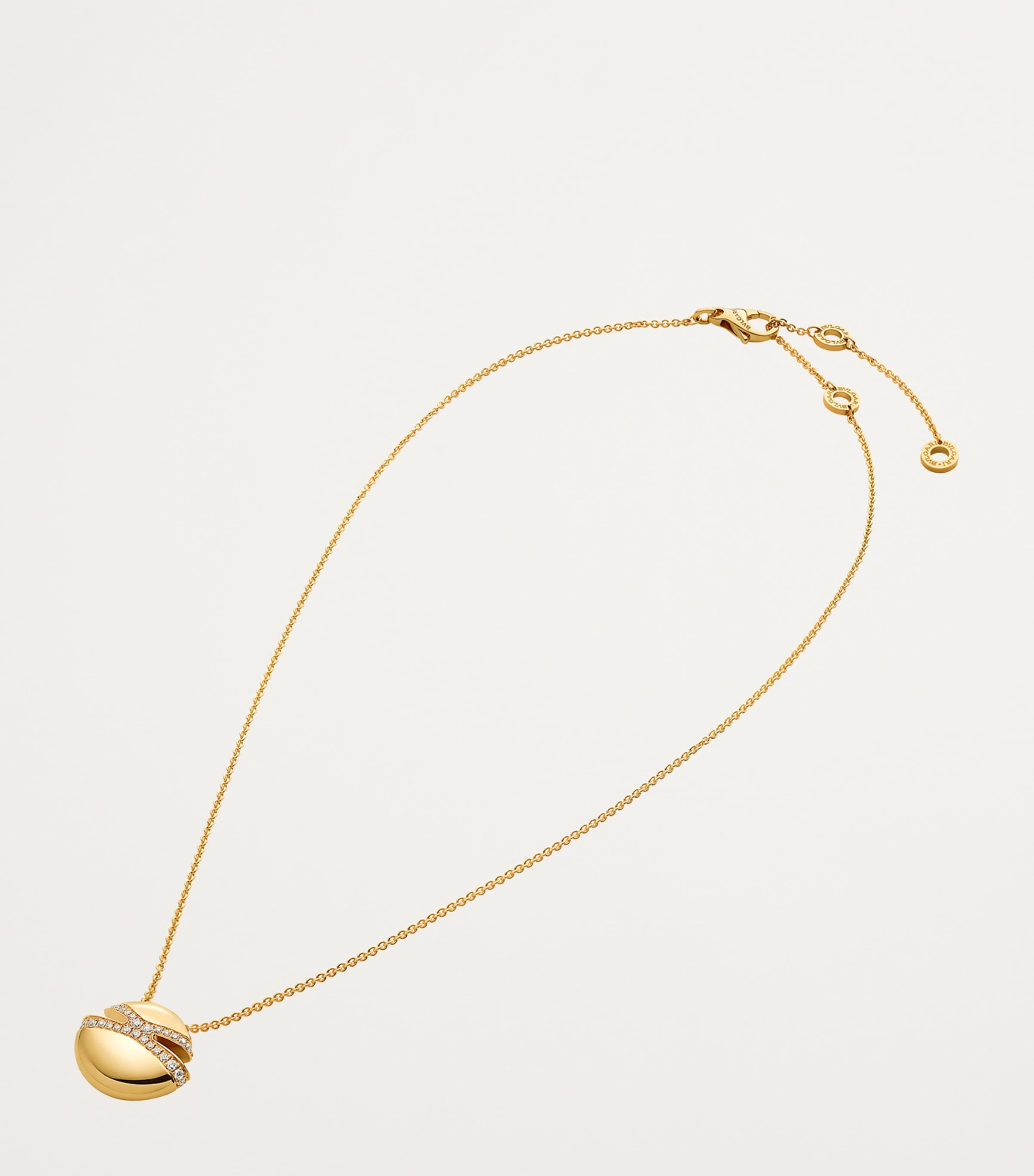 Yellow Gold and Diamond Cabochon Necklace YELLOW GOLD Image 4