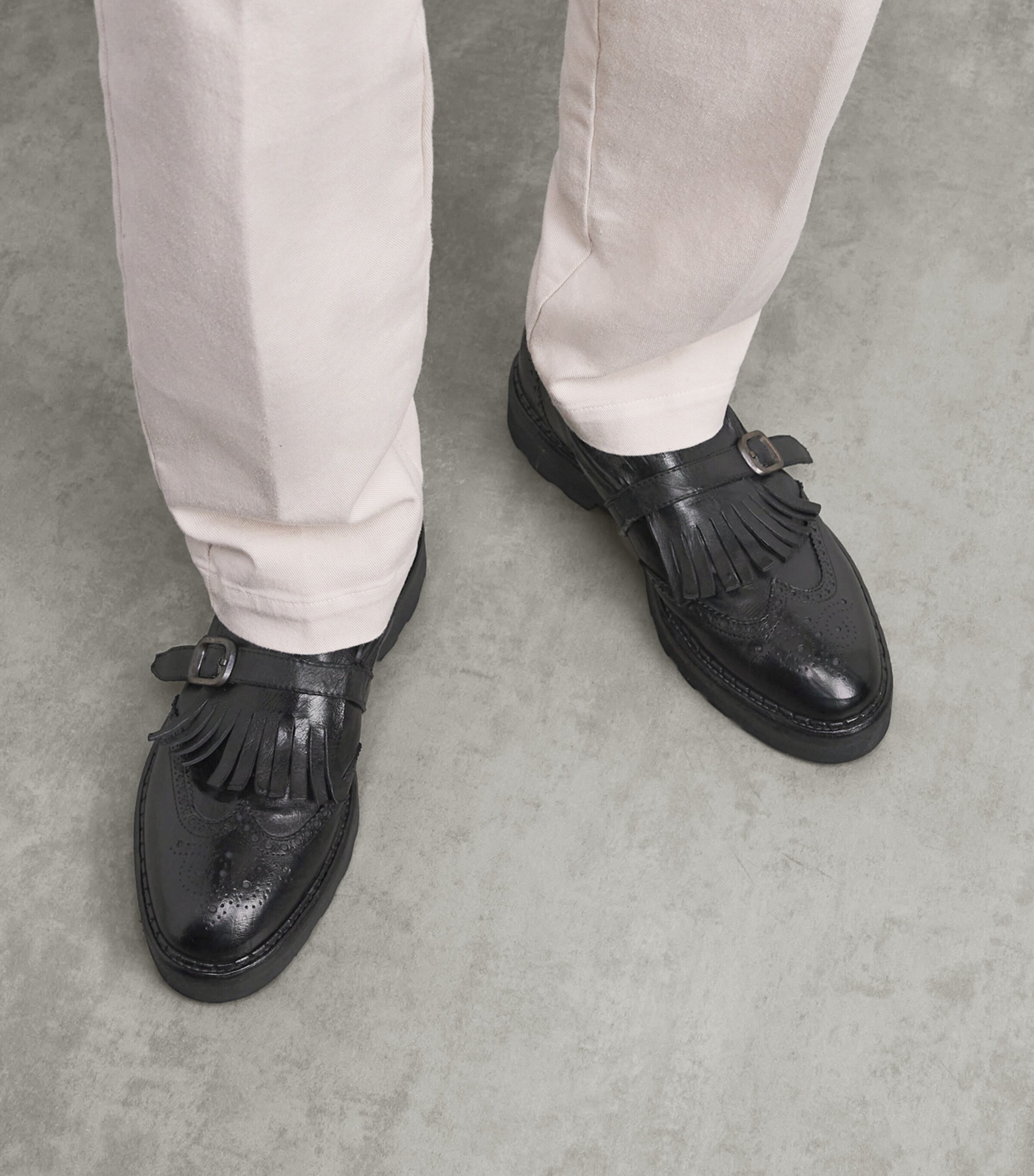 Eleventy Leather Fringed Derby Shoes Nero Image 2