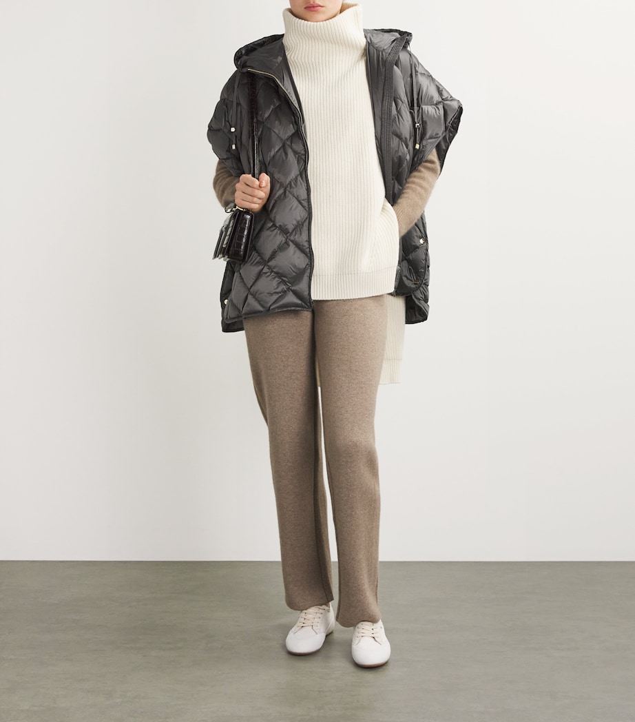 Max Mara Womens The Cube Quilted Jacket Medium Grey Image 2