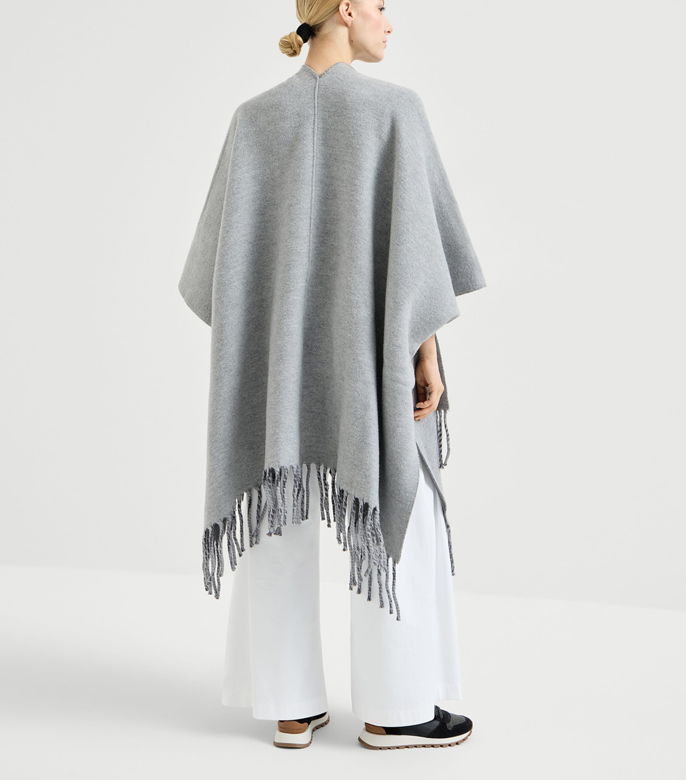 Brunello Cucinelli Womens Wool-Cashmere Reversible Poncho Image 5