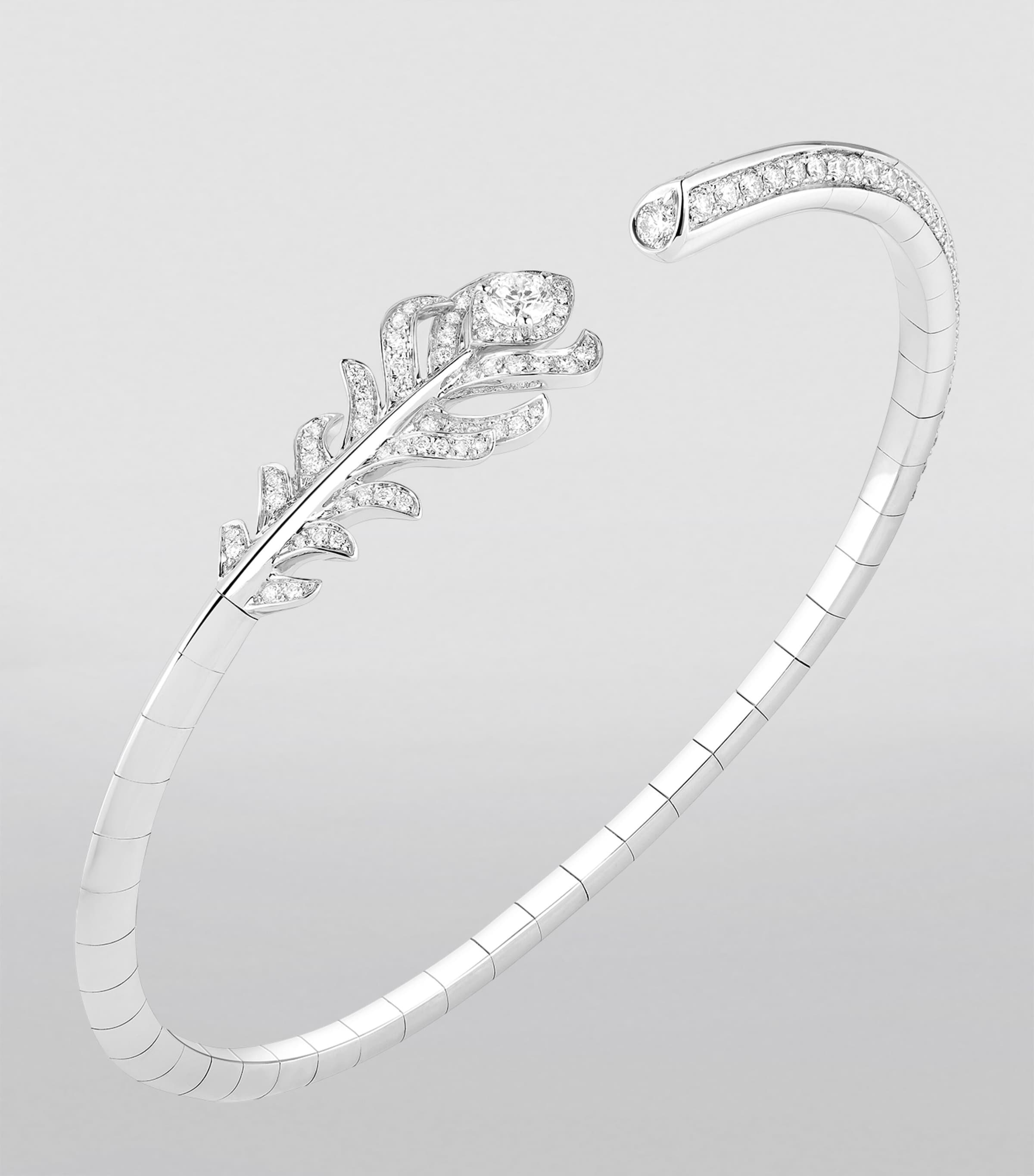 White Gold and Diamond Plume de Paon Bracelet WHITE GOLD Image 4