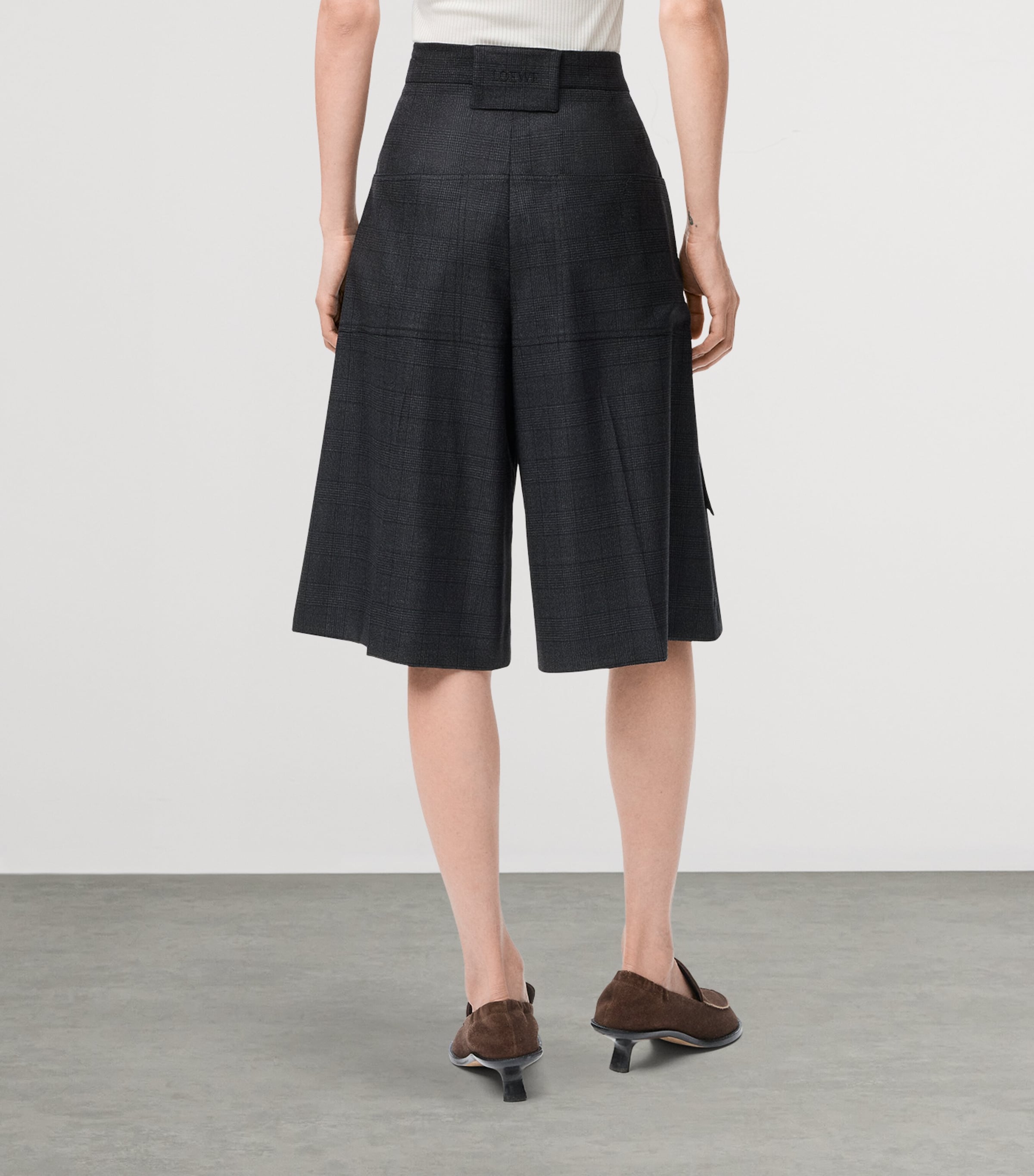 Wool-Blend Check Cargo Shorts DARK GREY Image 4