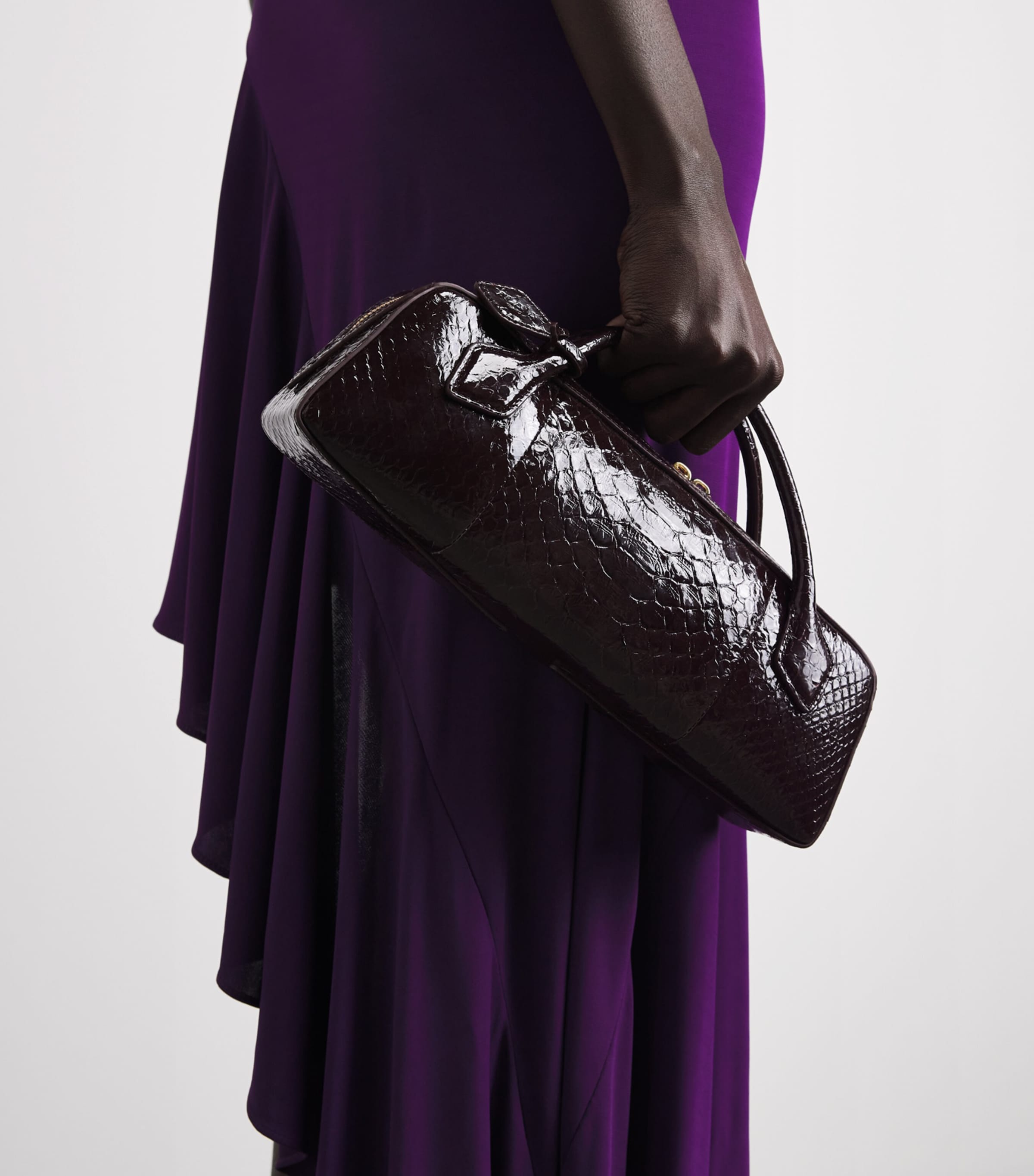 Alaïa Snakeskin Le Teckel Top-Handle Bag Bordeaux Image 2
