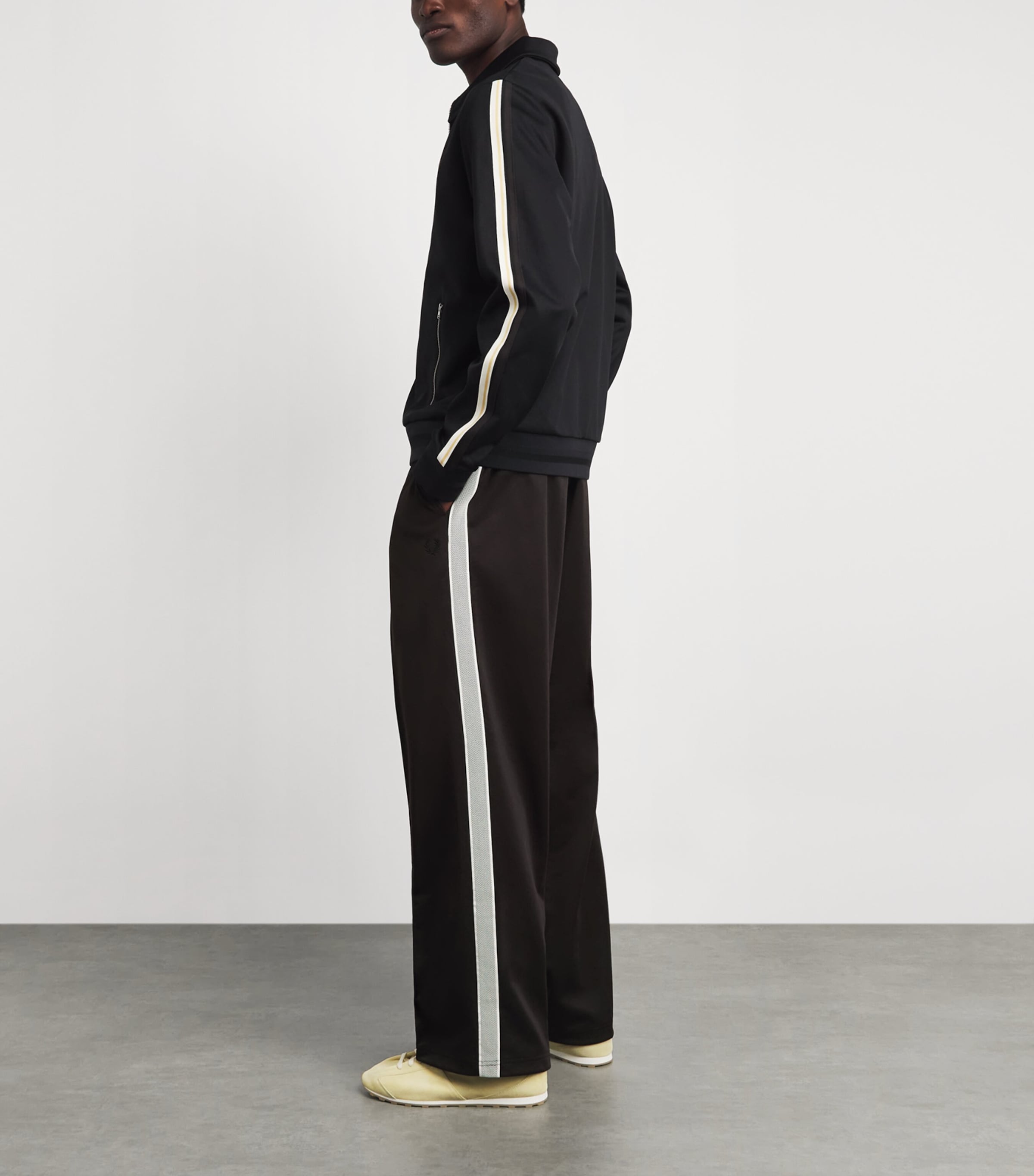 Fred Perry Mens Tennis Tape Sweatpants Rich Brown Image 2