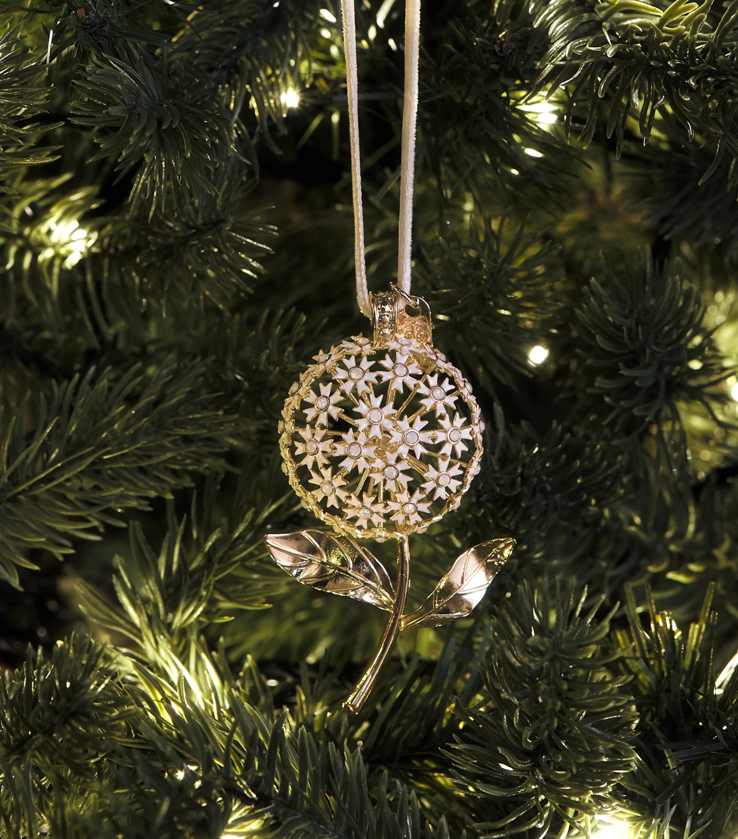 Joanna Buchanan Dandelion Tree Decoration White Image 3