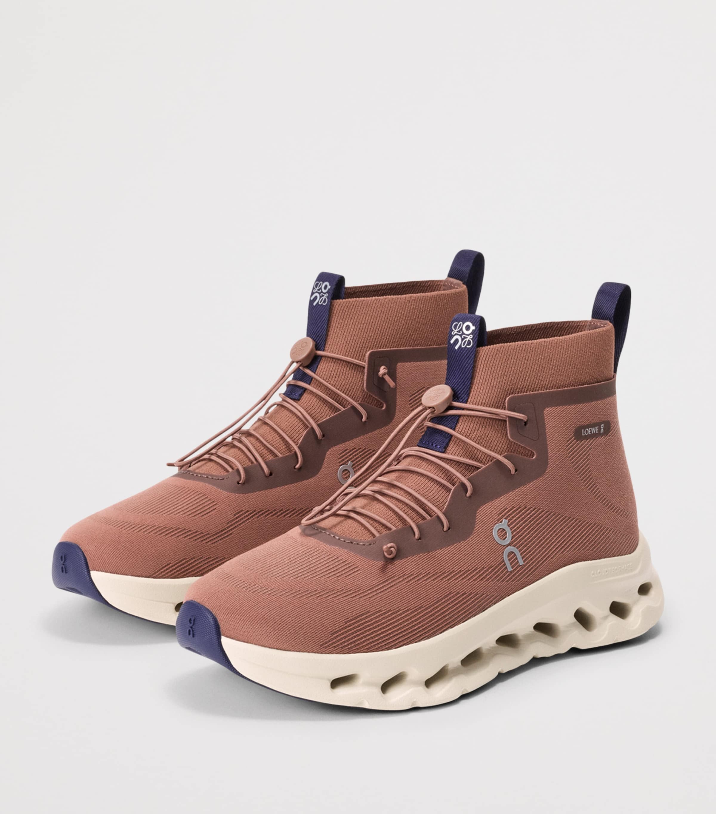 LOEWE Mens x On Cloudtilt High-Top Trainers Taupe/oatmeal/navy Image 2