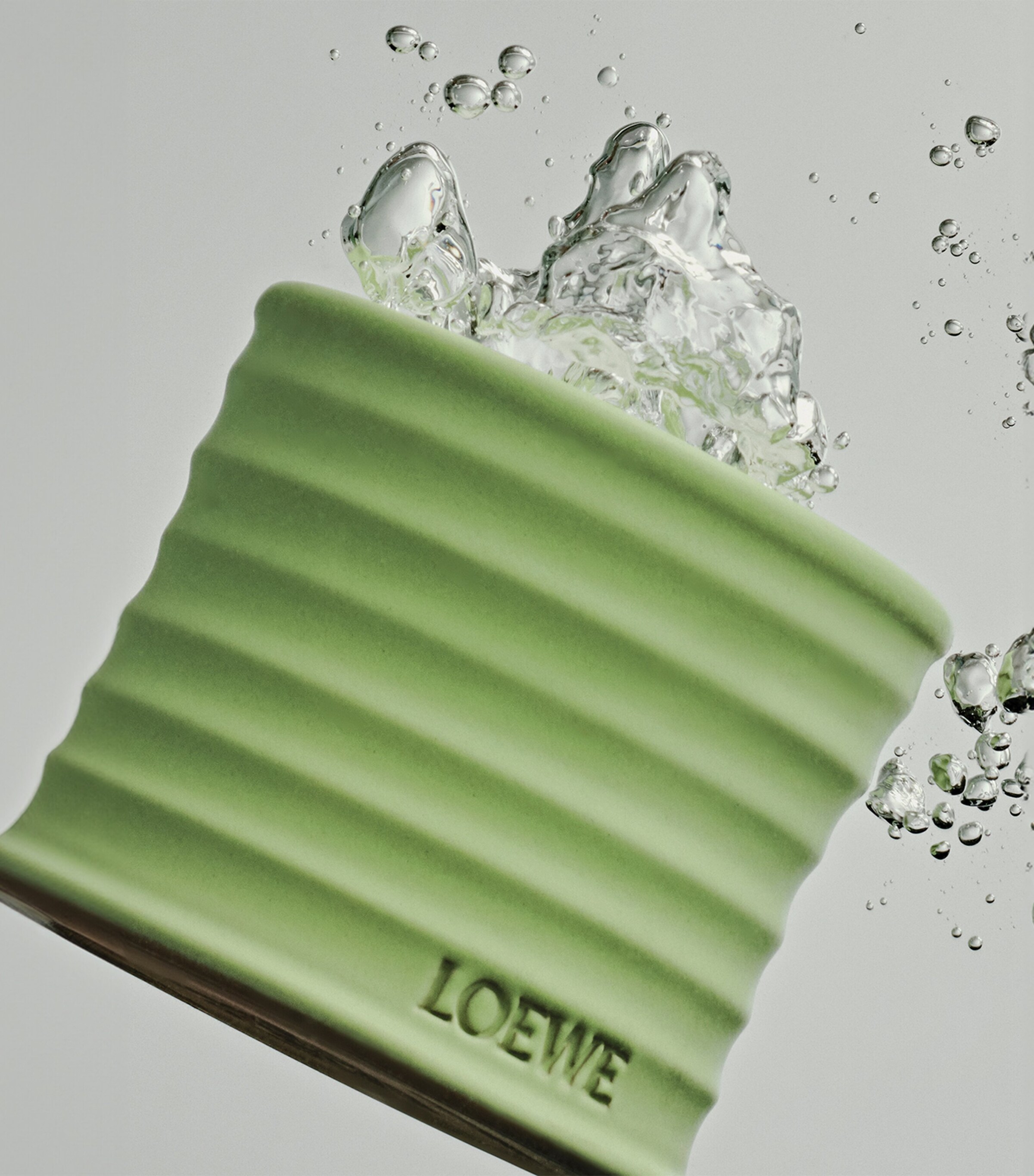 Large Cucumber Scented Candle NO COLOUR Image 5