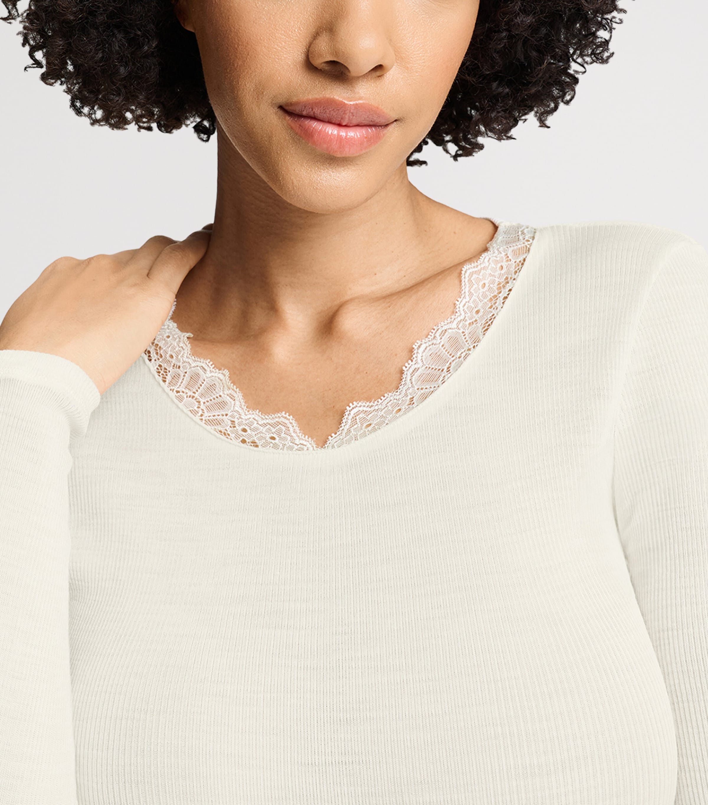 Hanro Womens Wool-Silk Long-Sleeve T-Shirt Misty White Image 6
