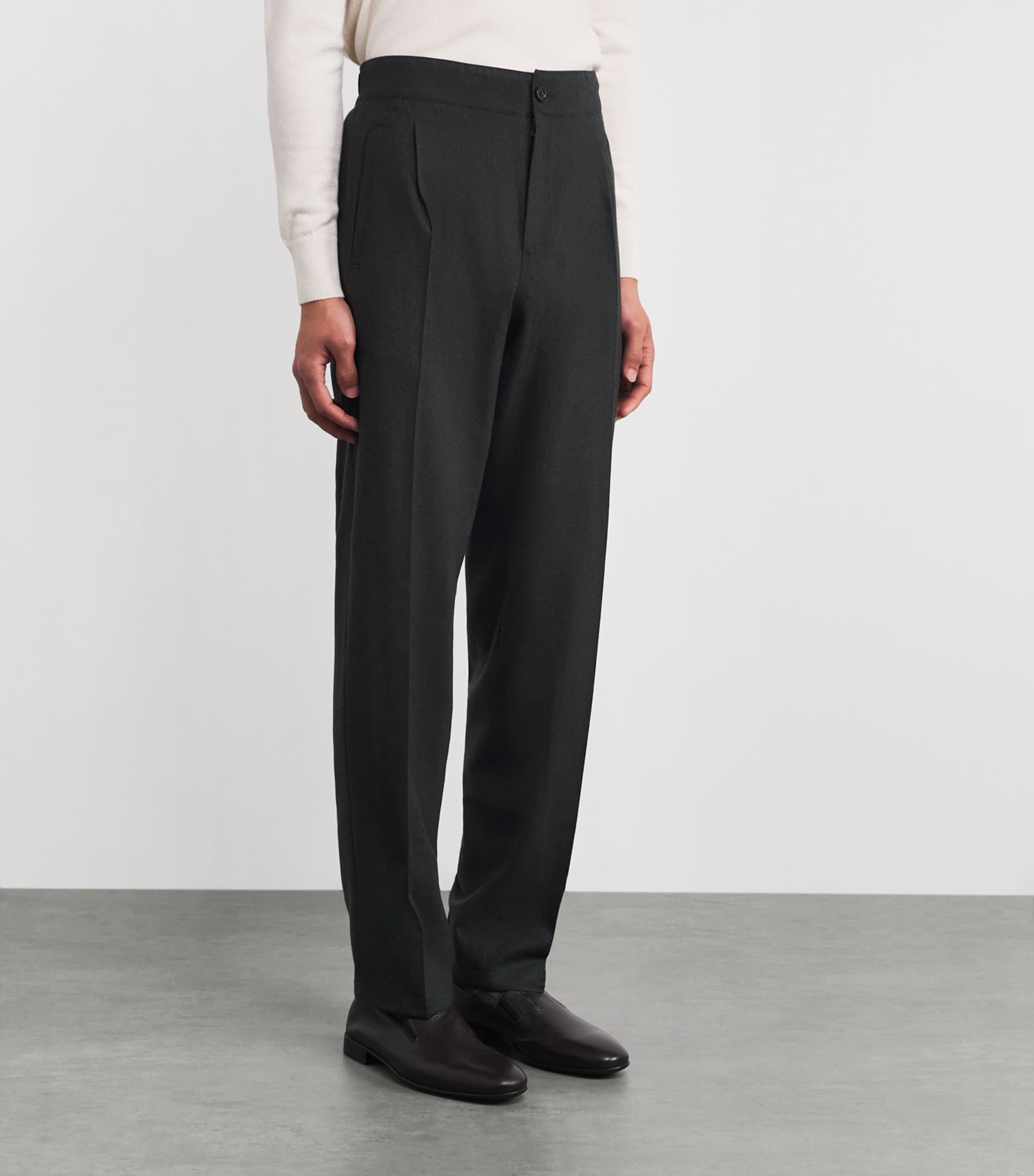 Wool-Blend Pleated Trousers 480 Image 3