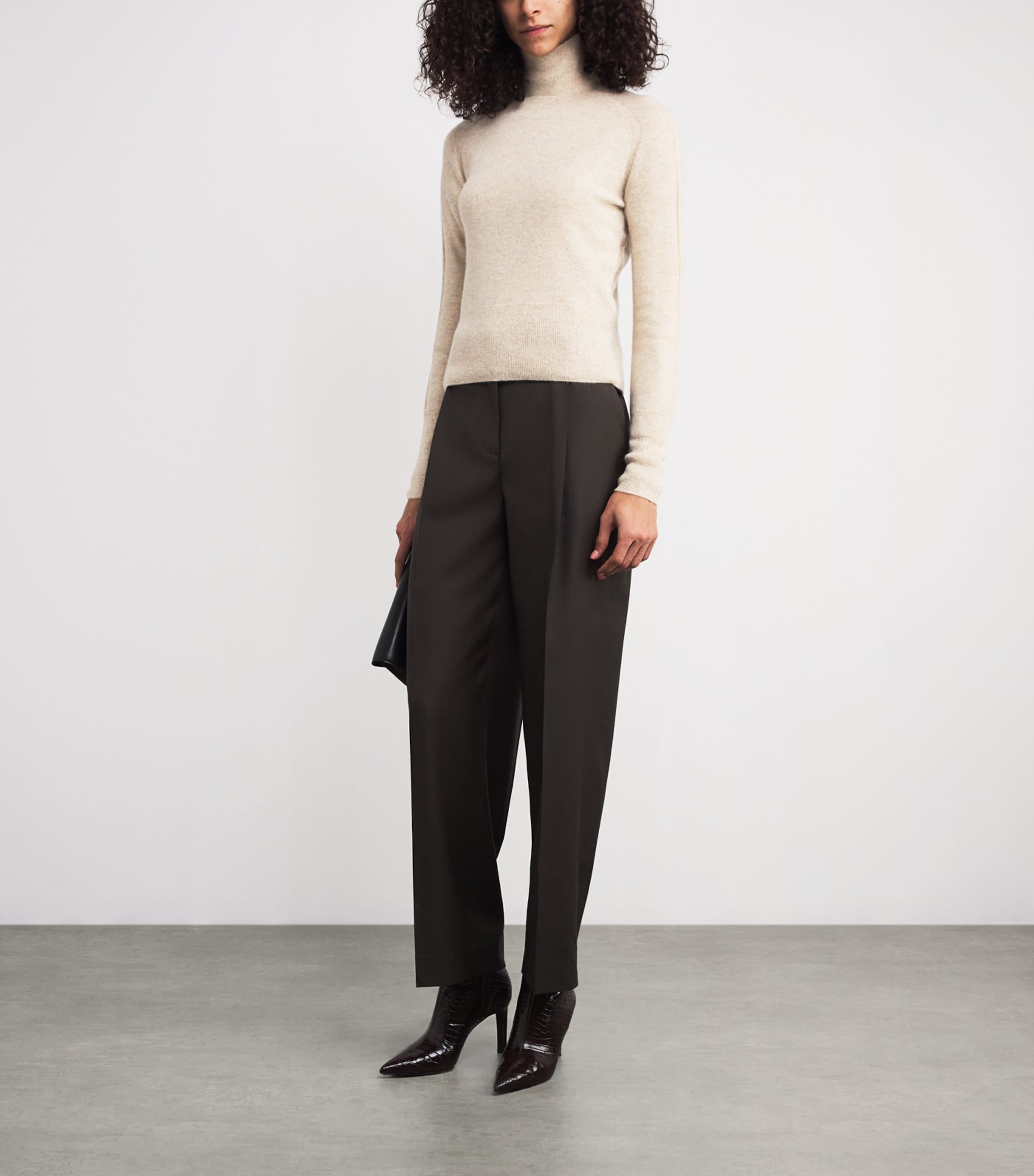 Cashmere Melby Sweater POWDER Image 2