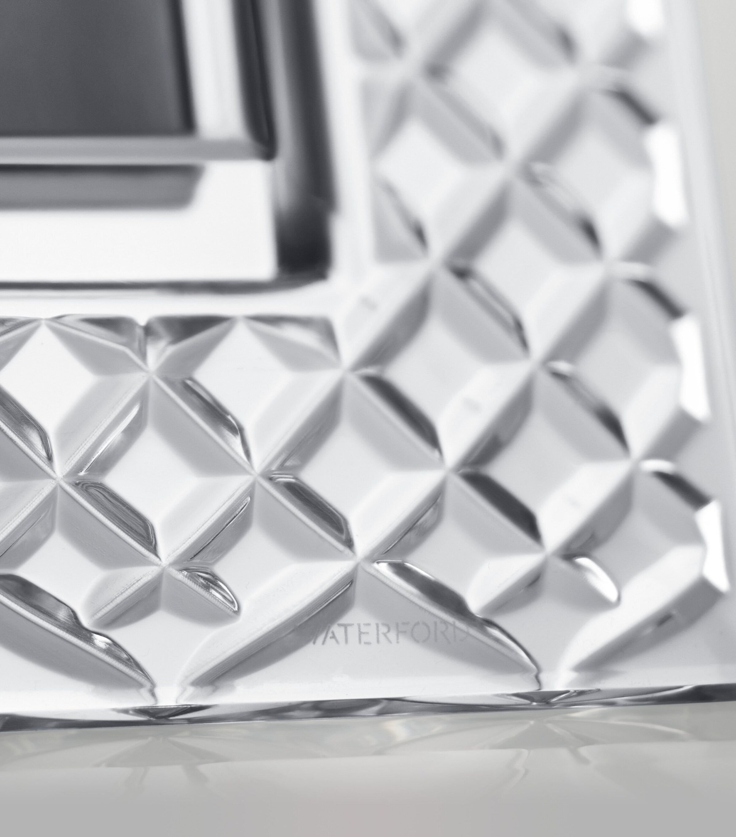 Crystal Celebrations Photo Frame (8'' x 11'') CLEAR Image 4