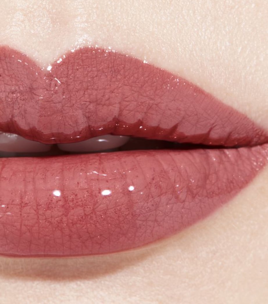 LE ROUGE DUO ULTRA TENUE Liquid Lip Colour 48 SOFT ROSE Image 3