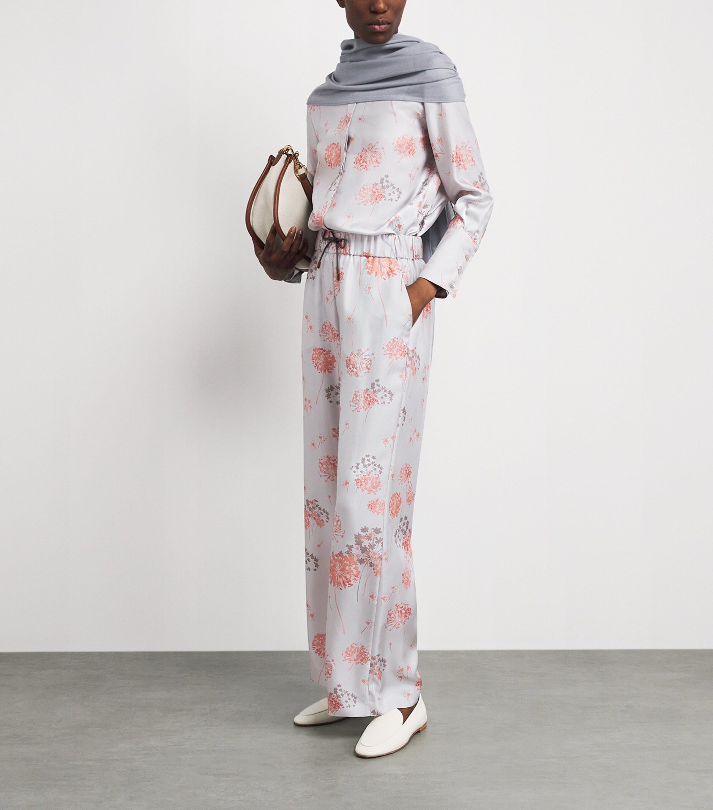 Colombo Womens Silk Floral Wide-Leg Trousers Flower Print Blue Sky Image 2