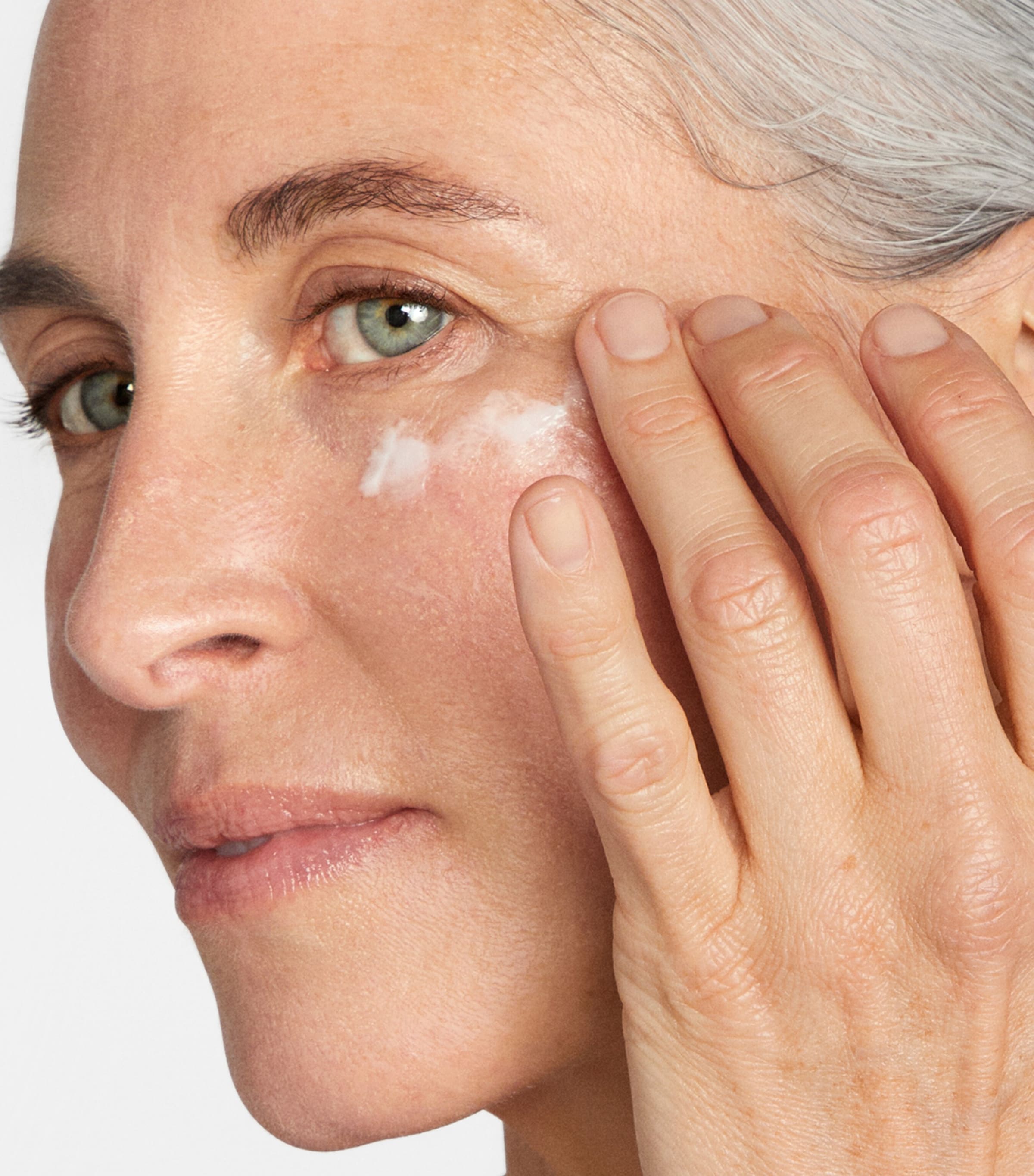 Clinique Smart Clinical Repair De-Aging Skincare Set Image 3