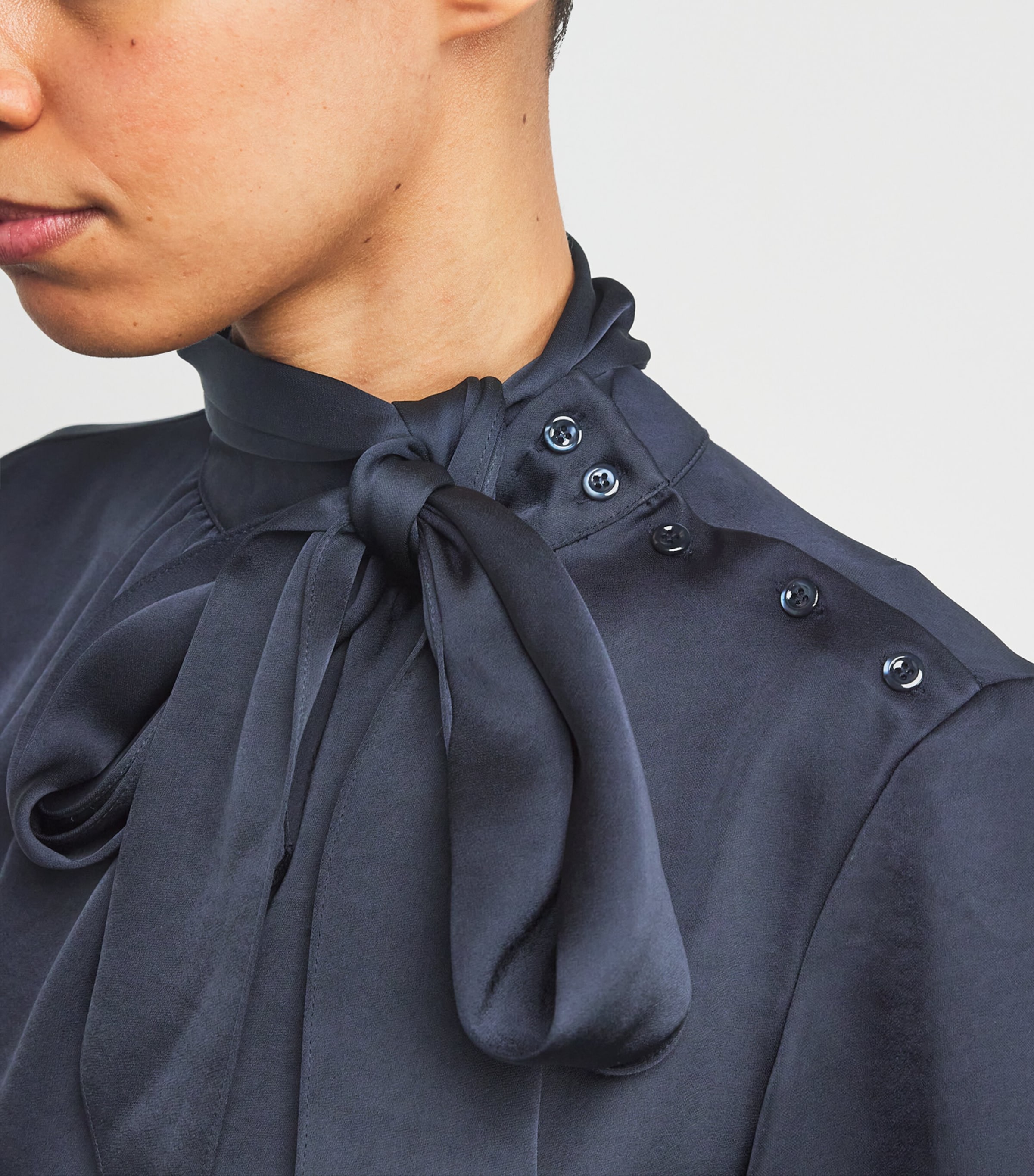 Satin Pussybow Blouse NAVY Image 6