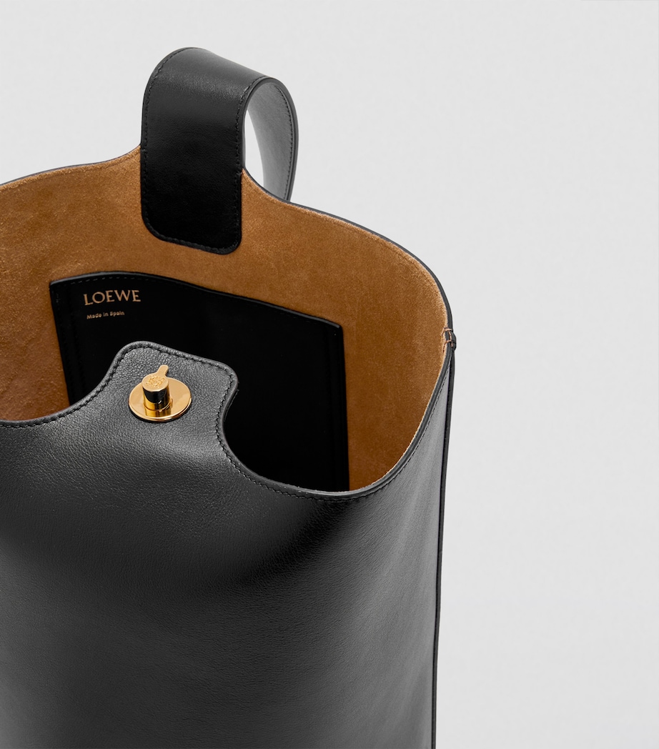 Medium Pebble-Calfskin Bucket Bag BLACK Image 4