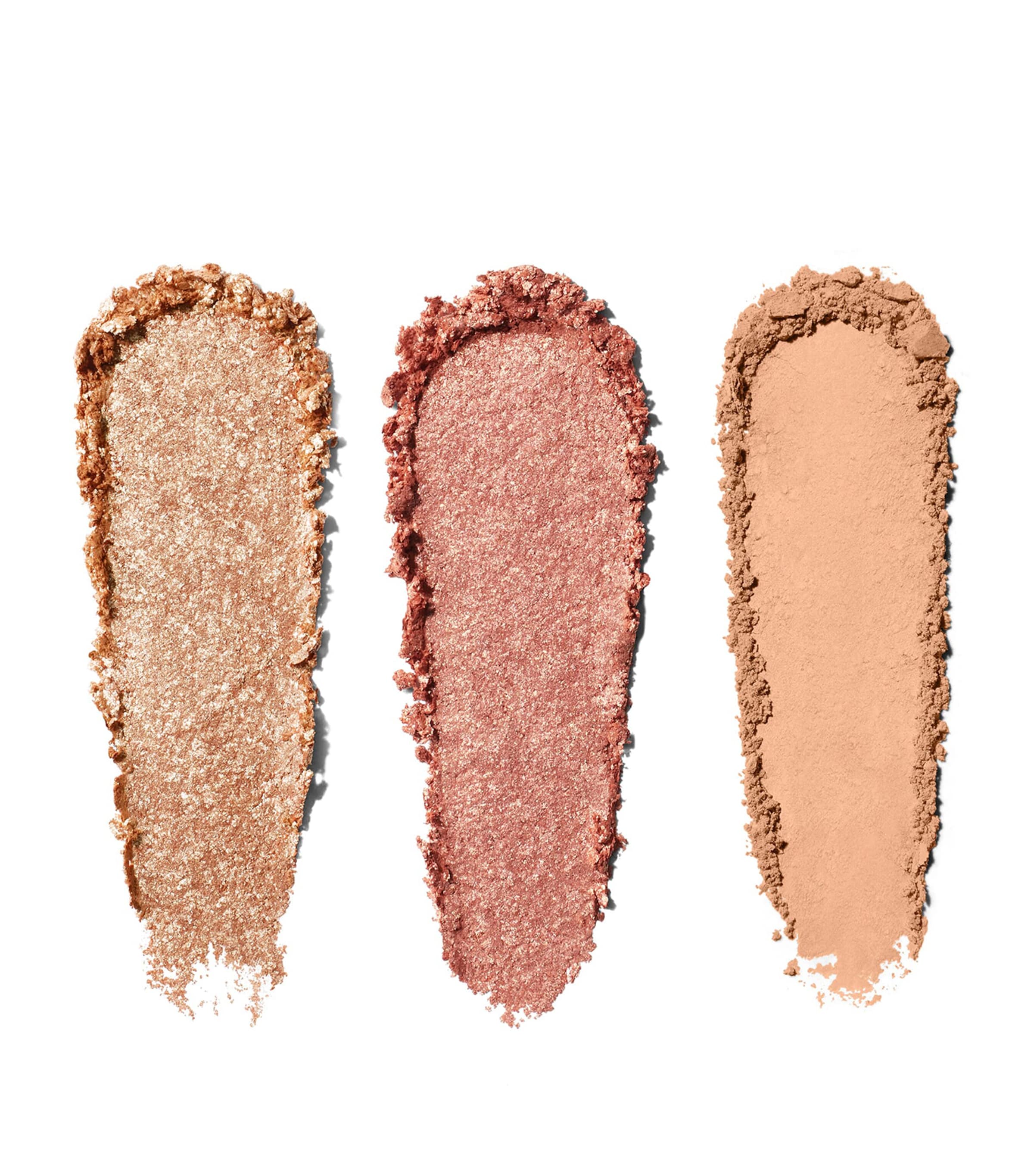 Essential Eyeshadow Trio SOFT CORAL Image 2