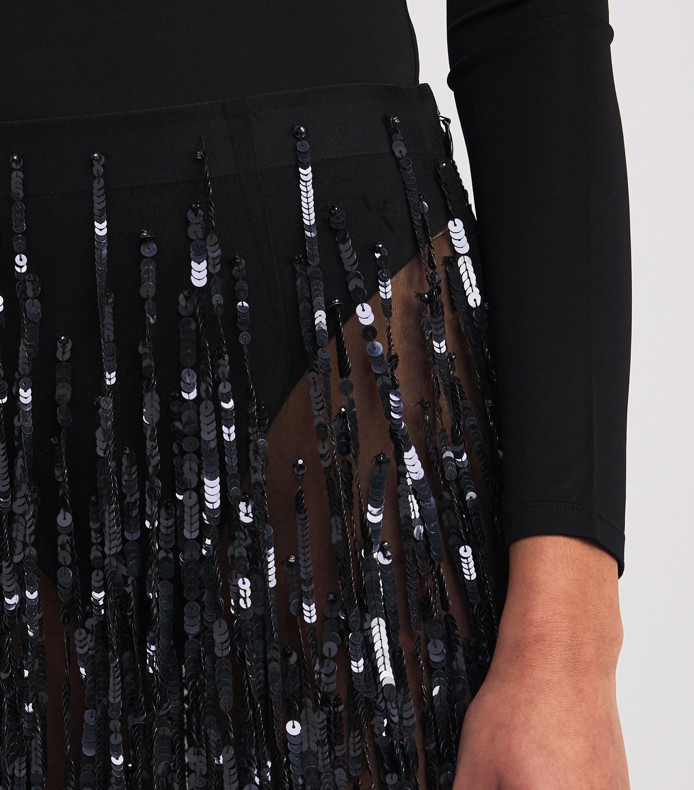 Sequin-Embellished Midi Skirt 001 BLACK Image 6