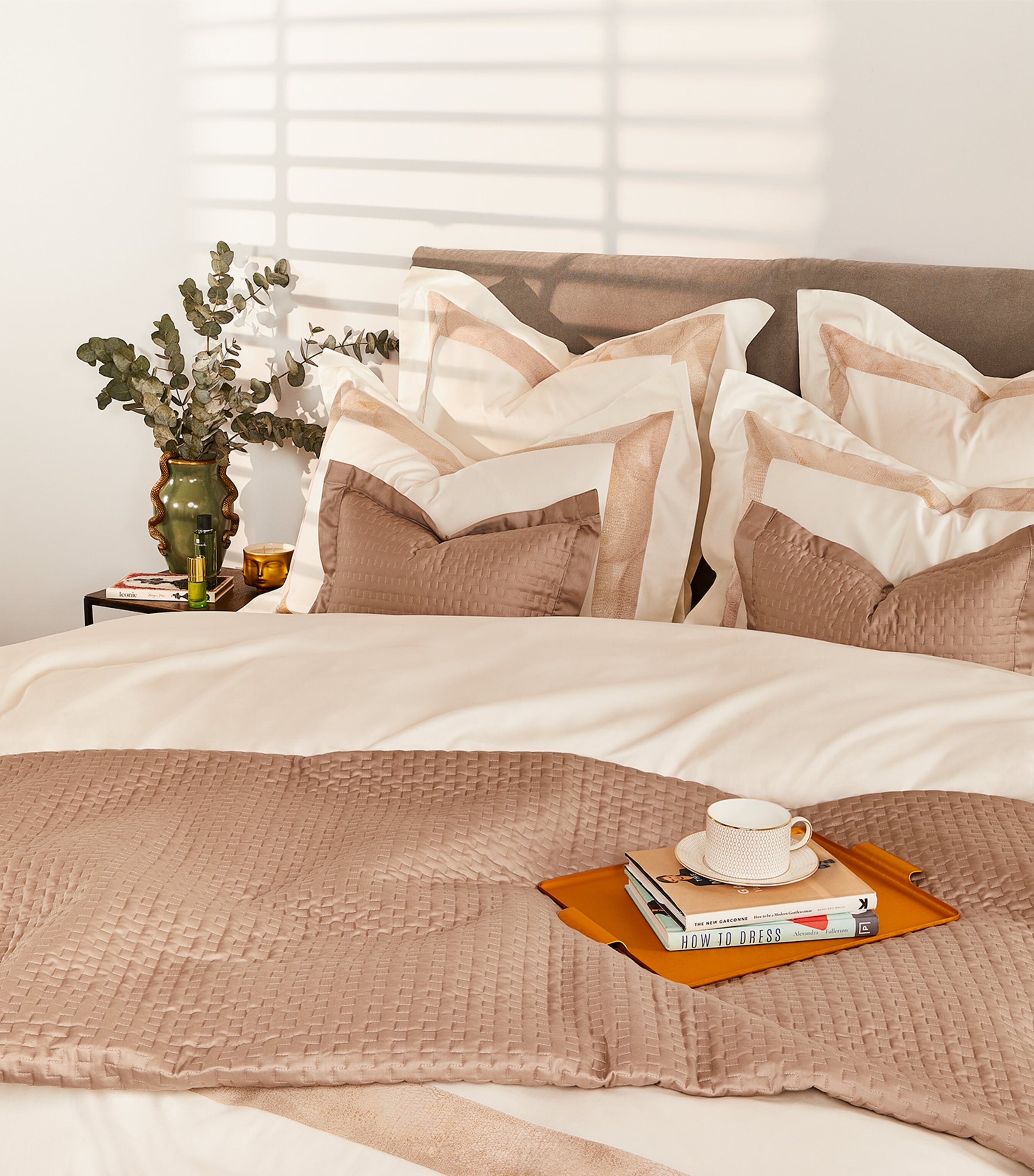 Boutis Bedspread (270cm x 270cm) 91 TAUPE Image 3