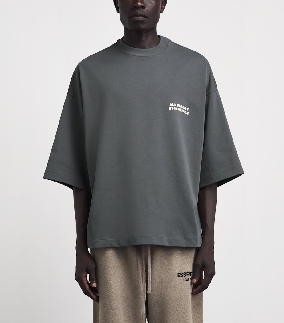 FEAR OF GOD ESSENTIALS Mens Cotton Boxy Merch T-Shirt Iron Grey Image 4
