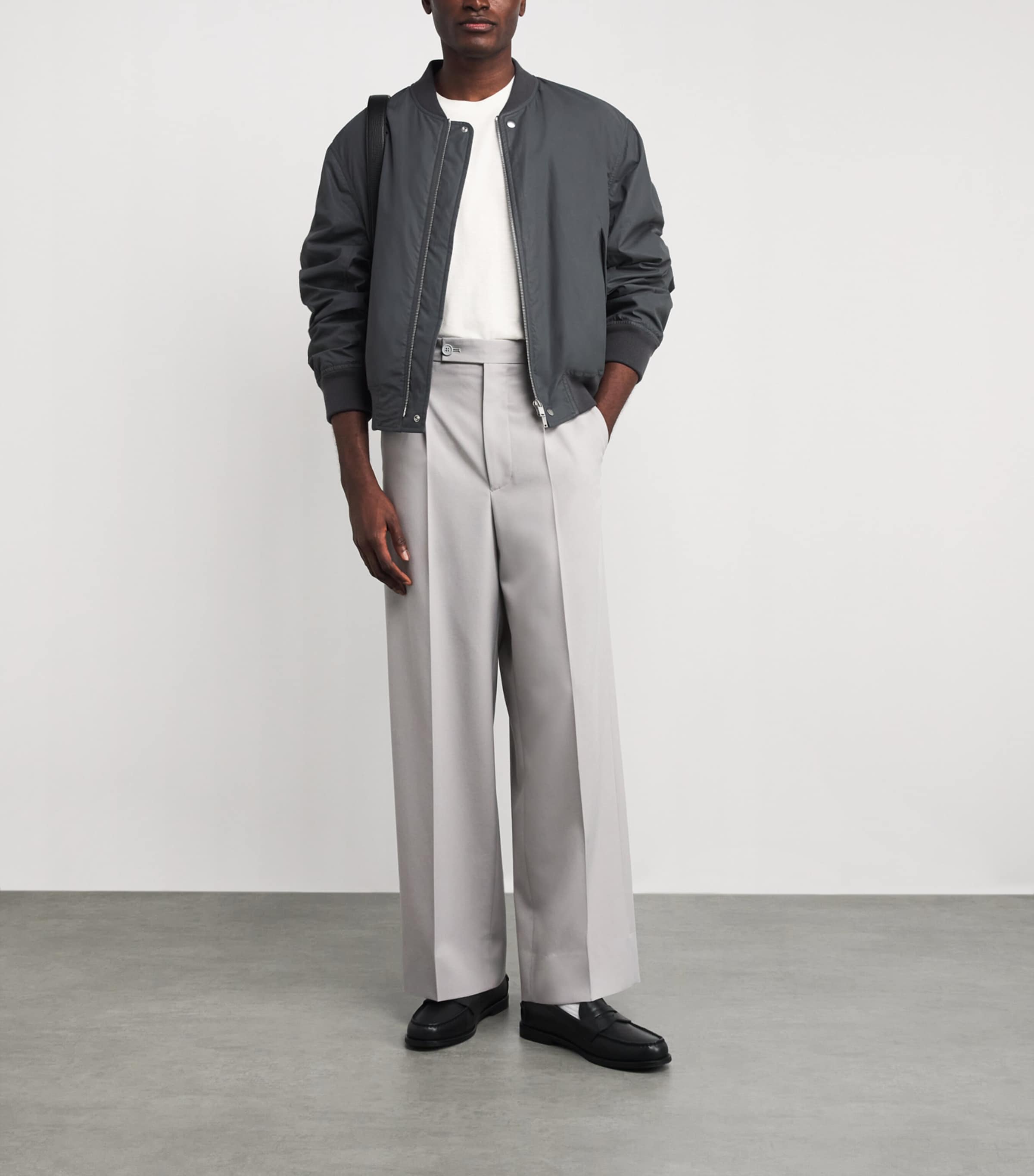 Sunspel Mens Cotton-Silk-Cashmere T-Shirt Whaa White Image 2