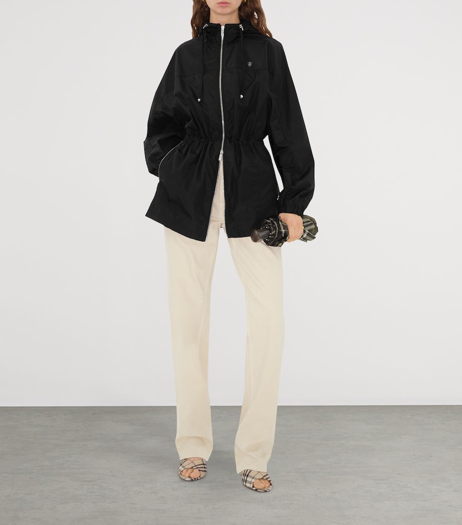 B Shield-Plaque Short Parka BLACK Image 2