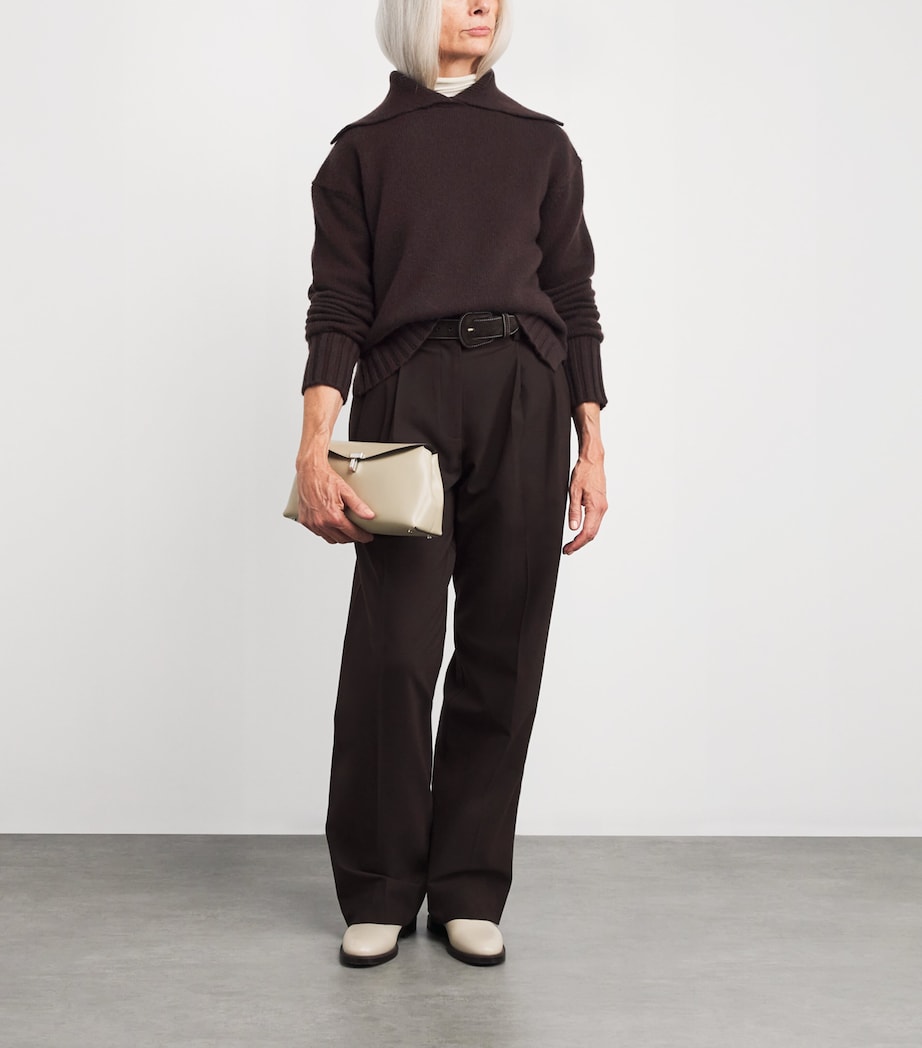 Cashmere Collar Sweater A2266 Image 2