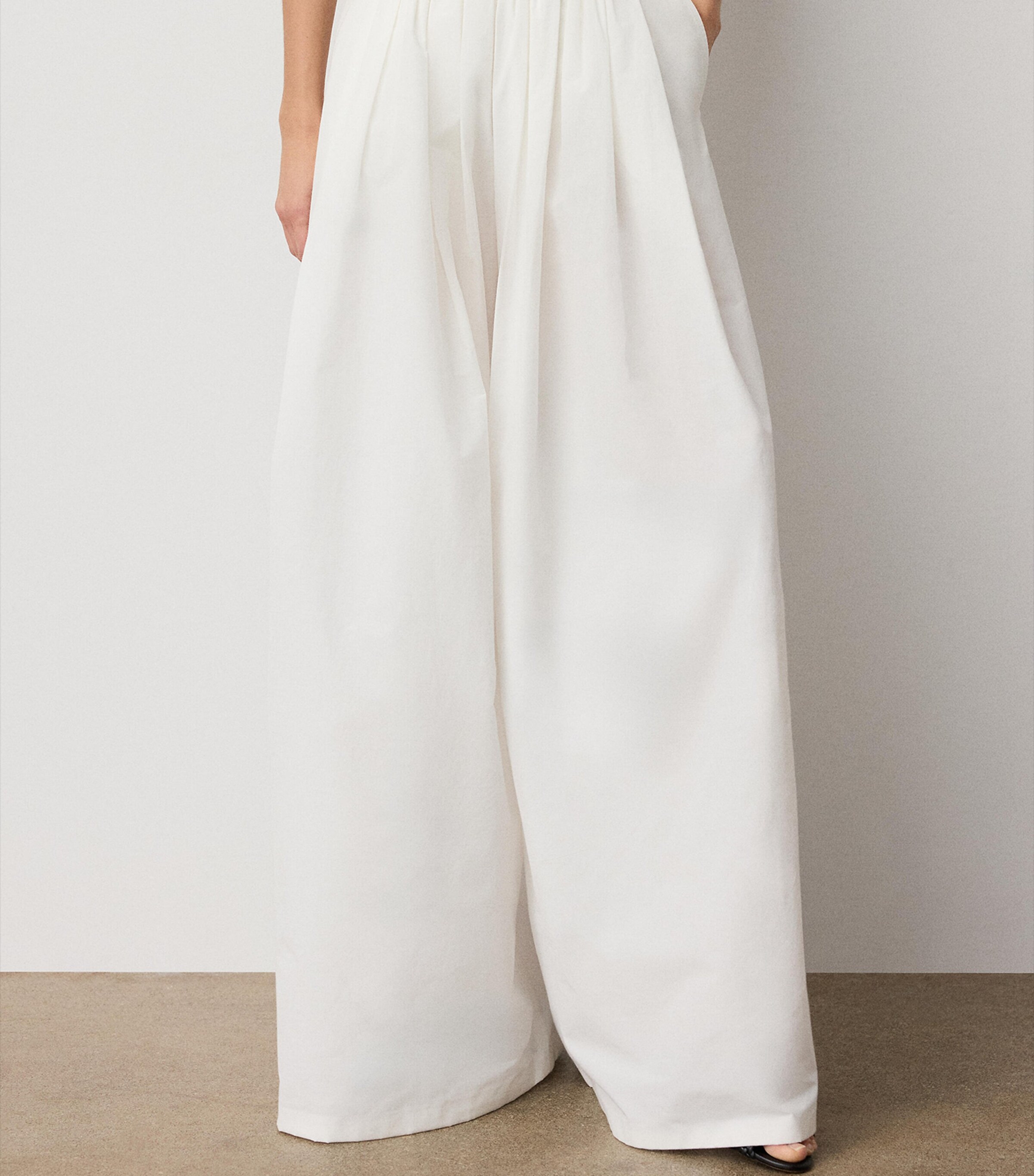 Ralph Lauren Collection Womens Cotton-Blend Poplin Vanessa Wide-Leg Trousers Cream Image 3