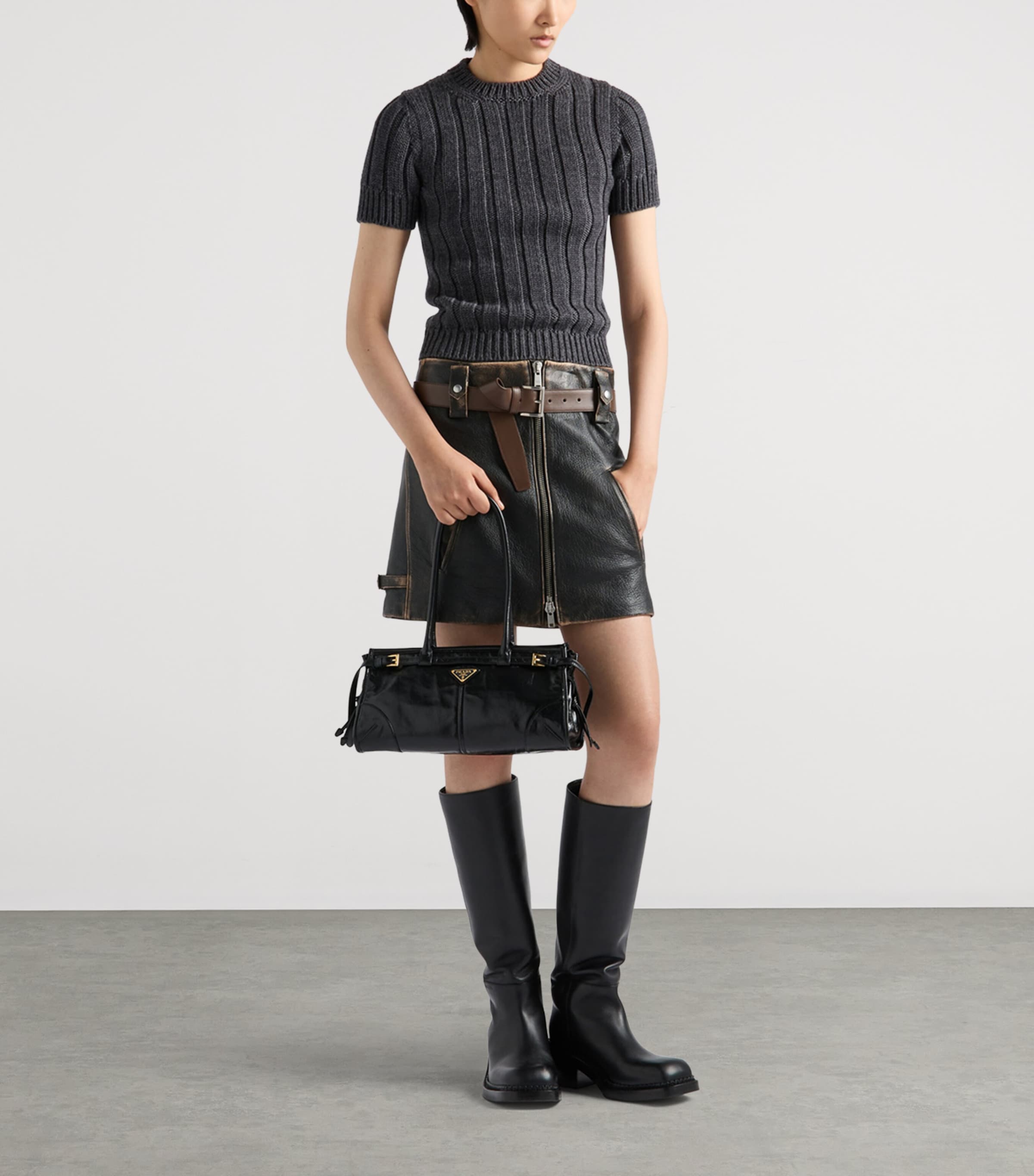 Prada Medium Leather Bonnie Shoulder Bag Black Image 3