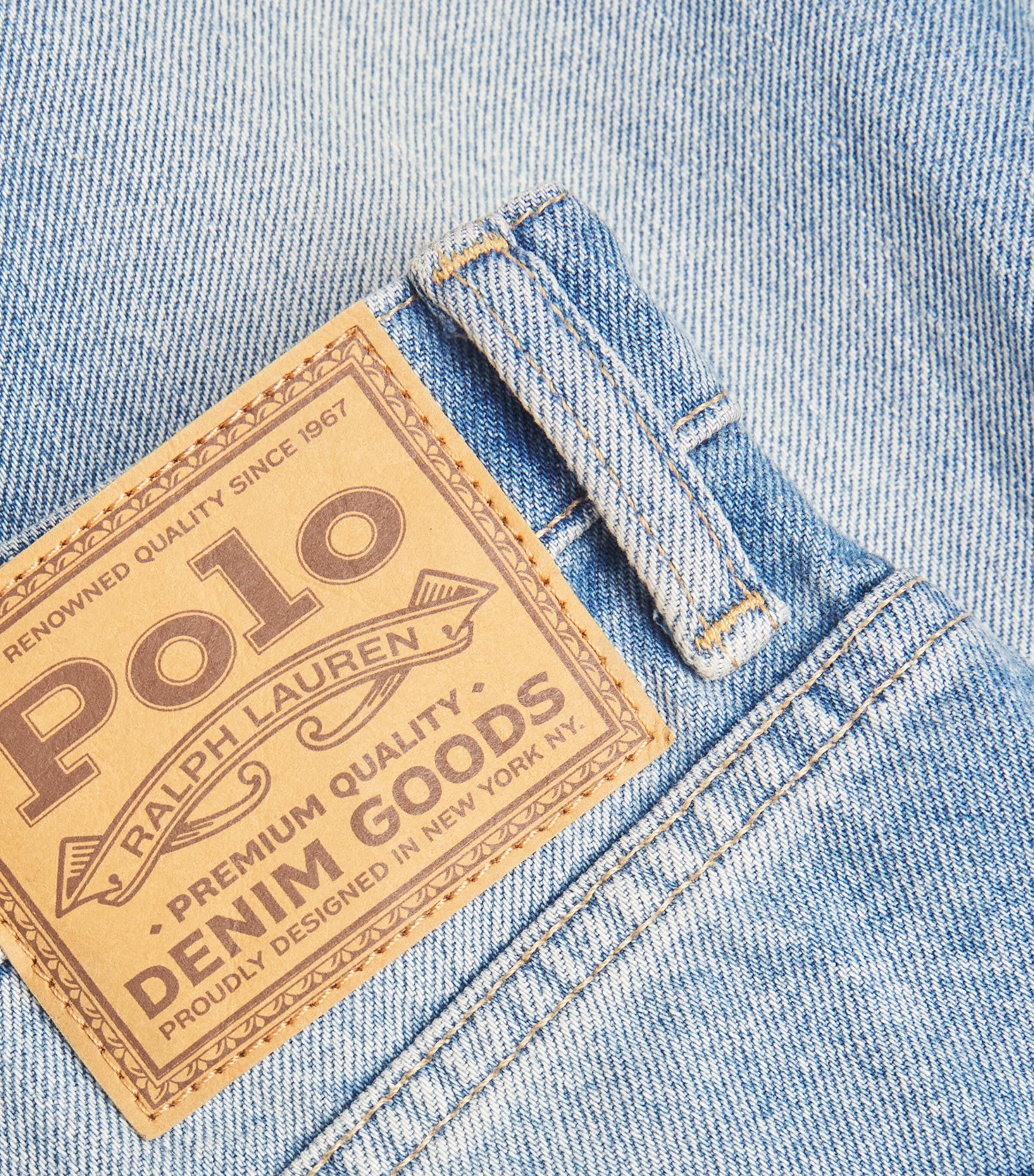 Curved Tapered Jeans BLUE Image 5