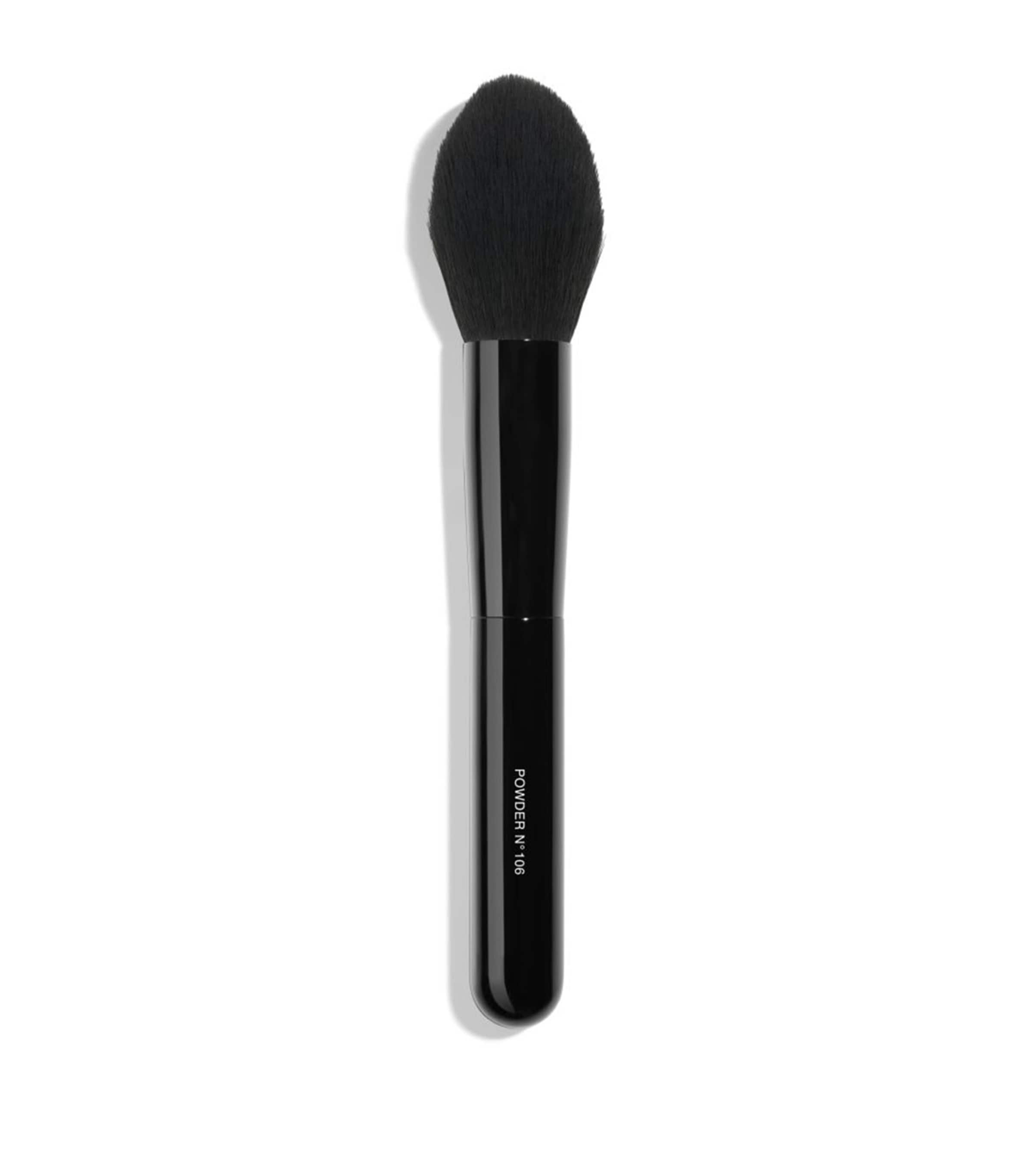 CHANEL Pinceau Poudre N°106 Powder Brush | Make-up | Make-Up Brushes & Tools | Face Brushes | Brush Sets | Designers | CHANEL | Beauty