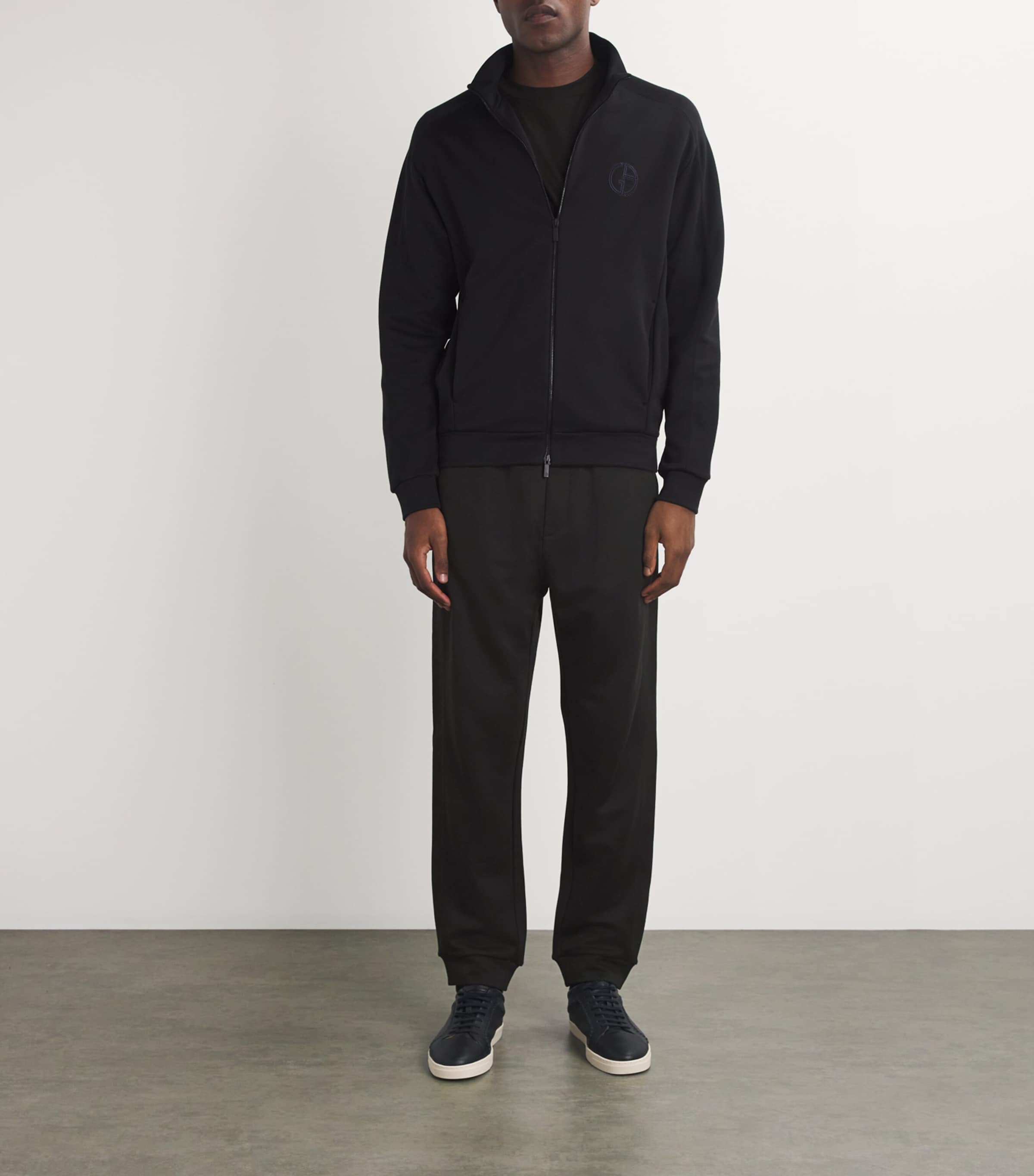 Interlock Logo T-Shirt UC001 Image 2