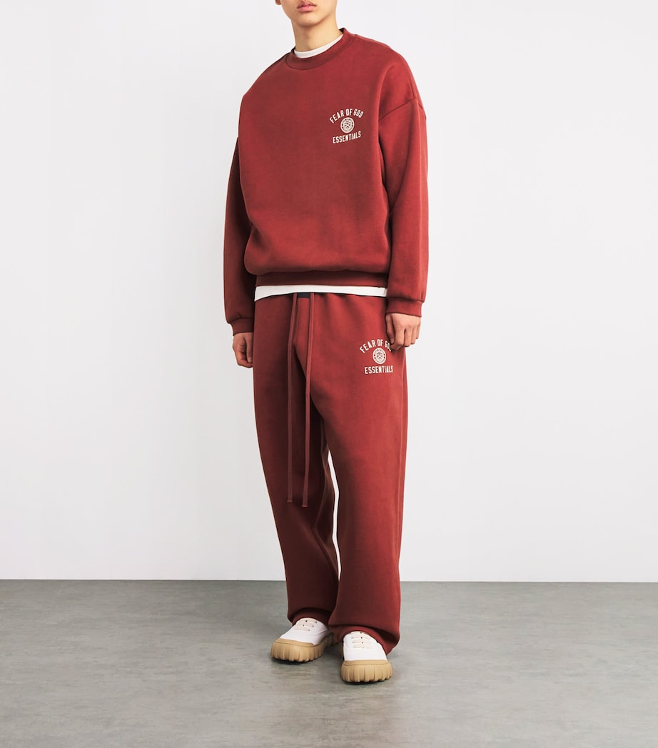 FEAR OF GOD ESSENTIALS Mens Cotton-Blend University Crest Logo Sweatshirt Crimson Image 2