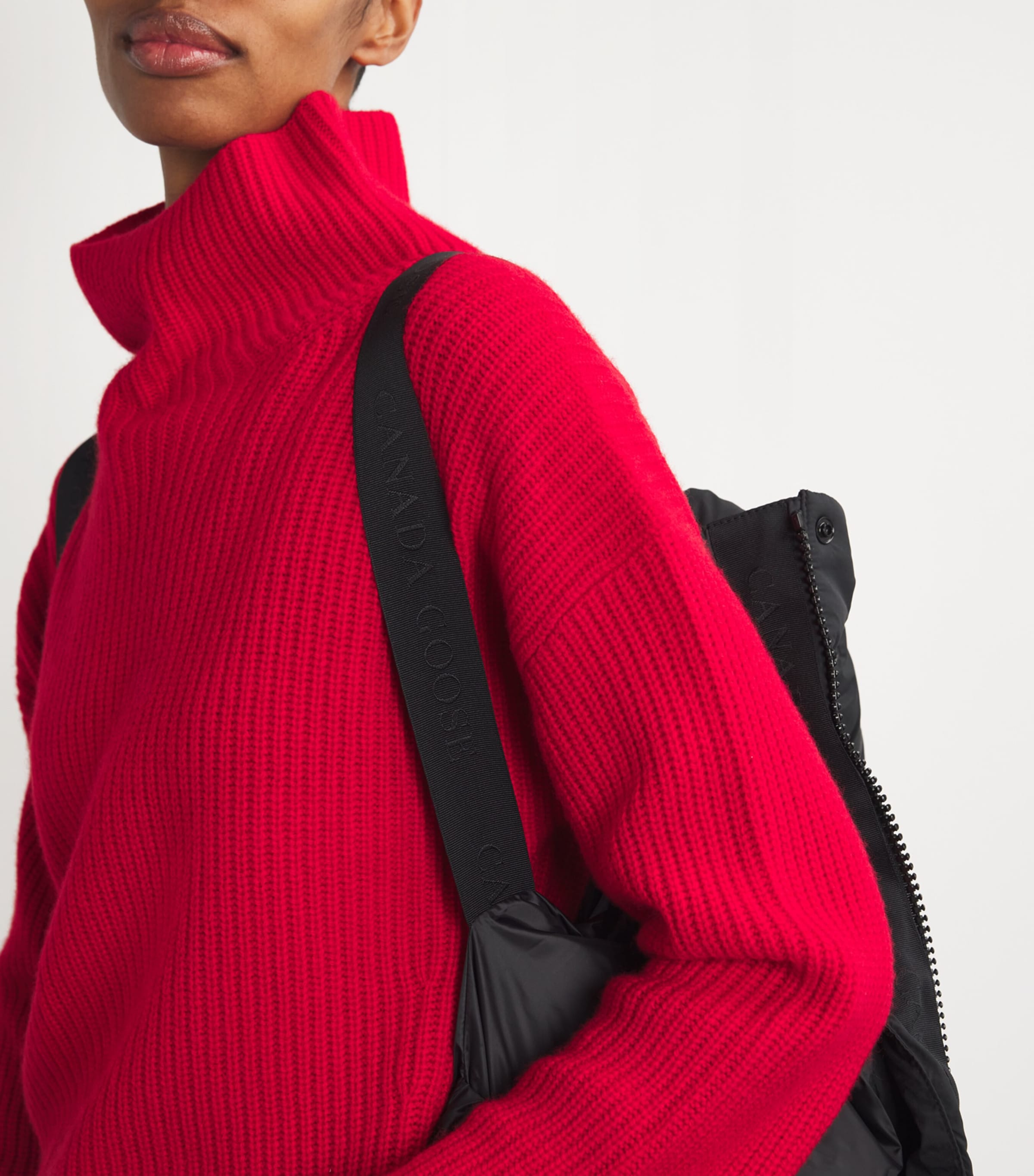 Down Water-Resistant Junction Parka 9061 BLACK Image 6