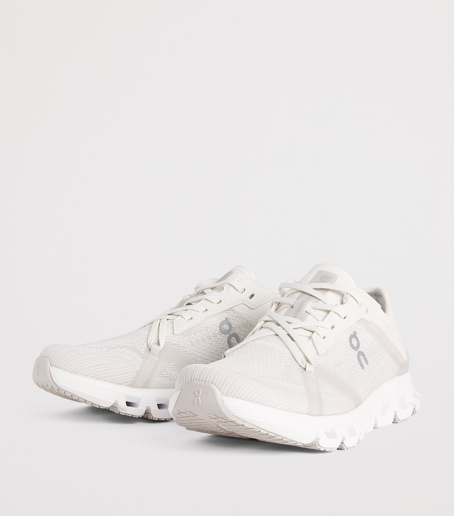 On Womens Cloud X 4 Trainers White | Wolf Image 2