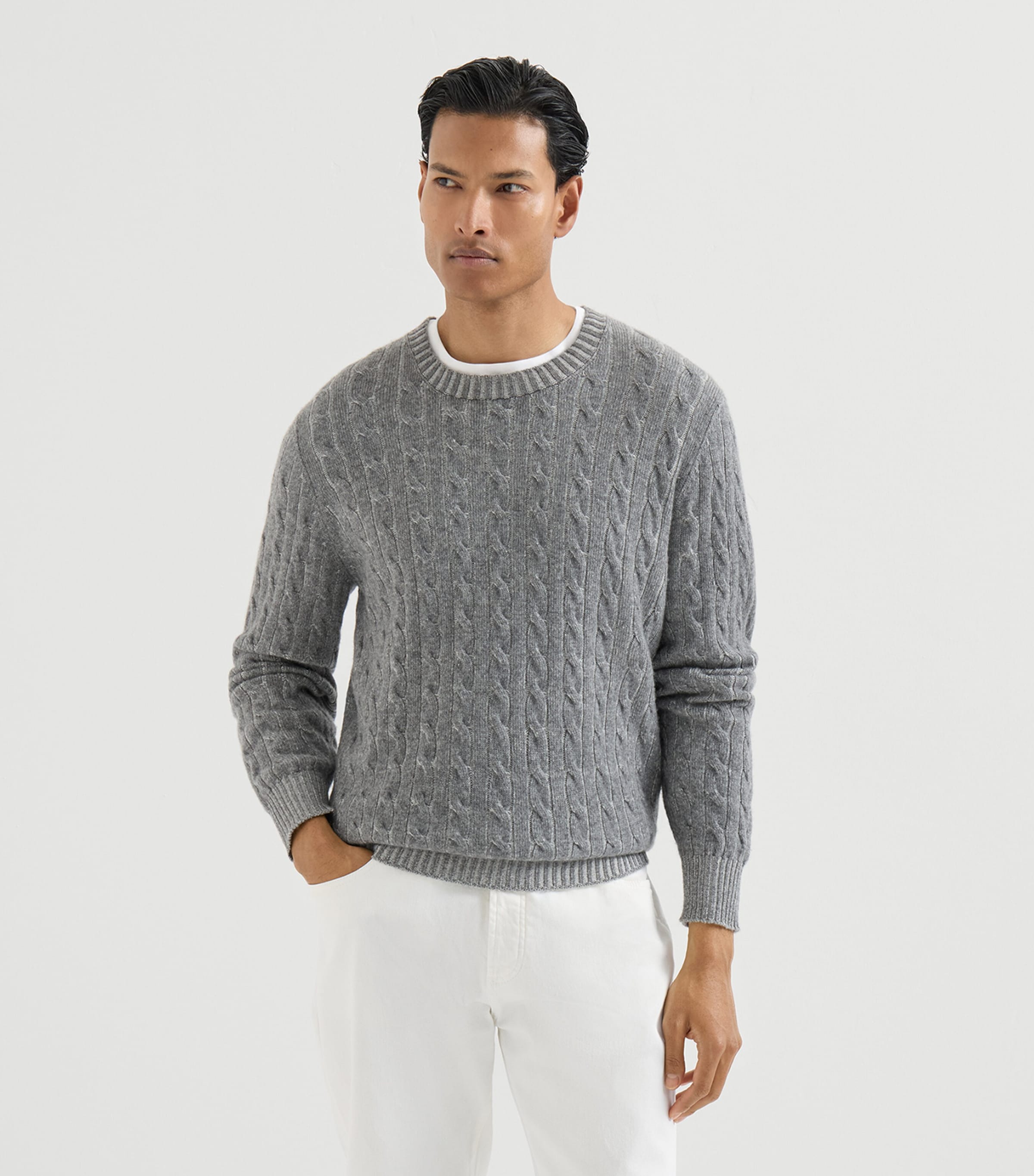 Brunello Cucinelli Mens Cashmere Vanisé Cable-Knit Sweater Image 3