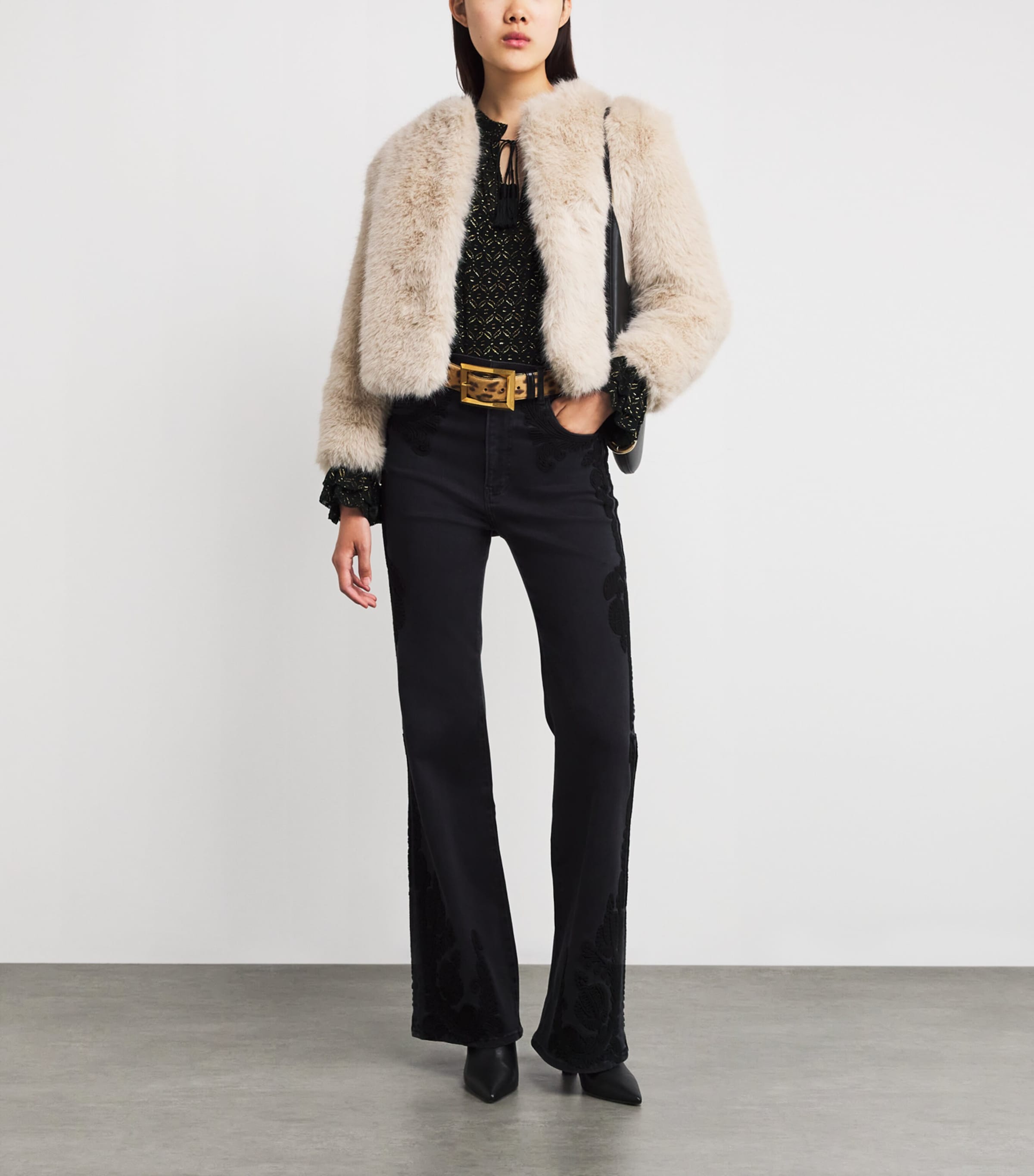 Metallic Maxime Blouse A0348 BLACK/GOLD Image 2