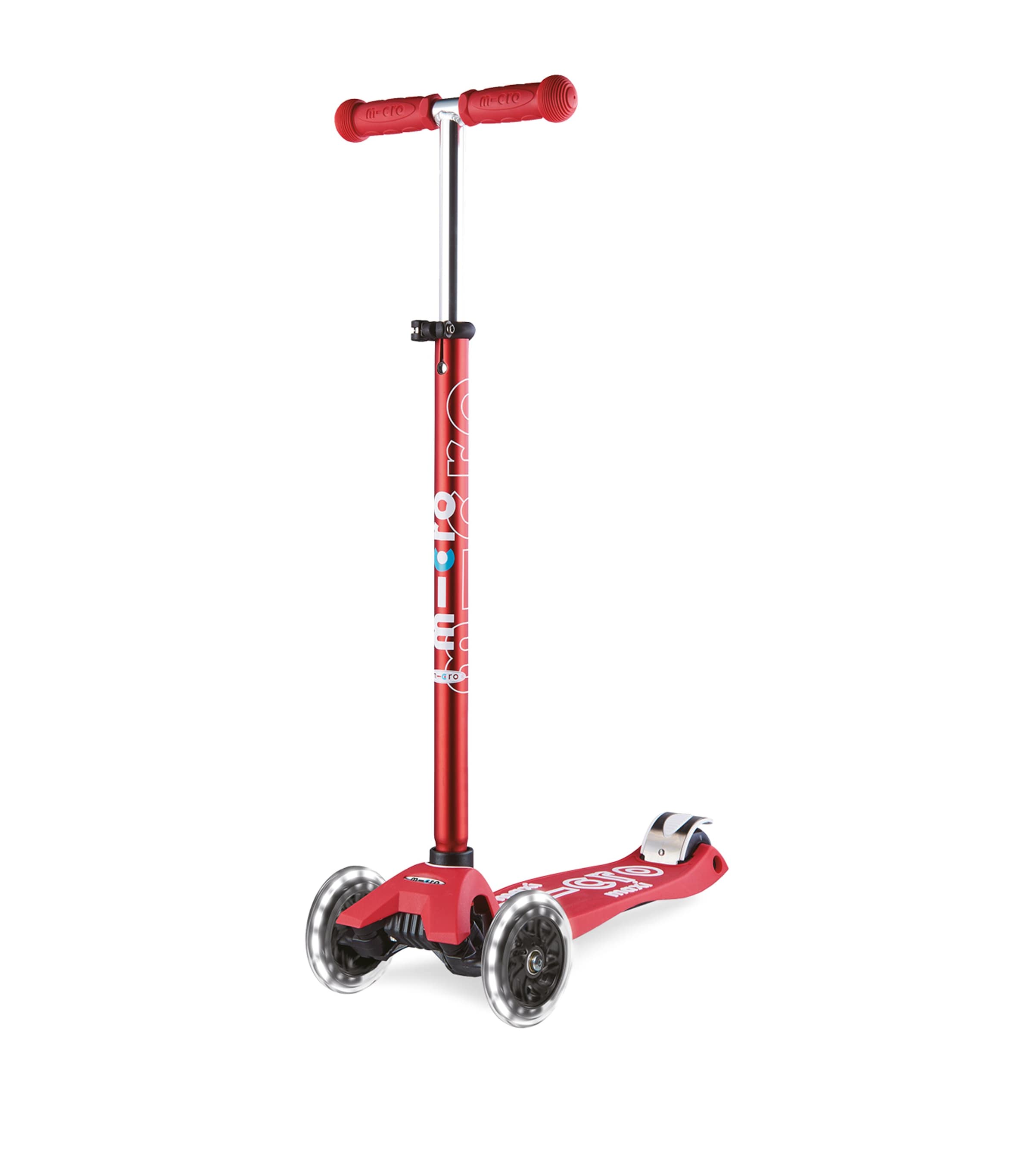 Led Maxi Deluxe Scooter MULTI Image 1