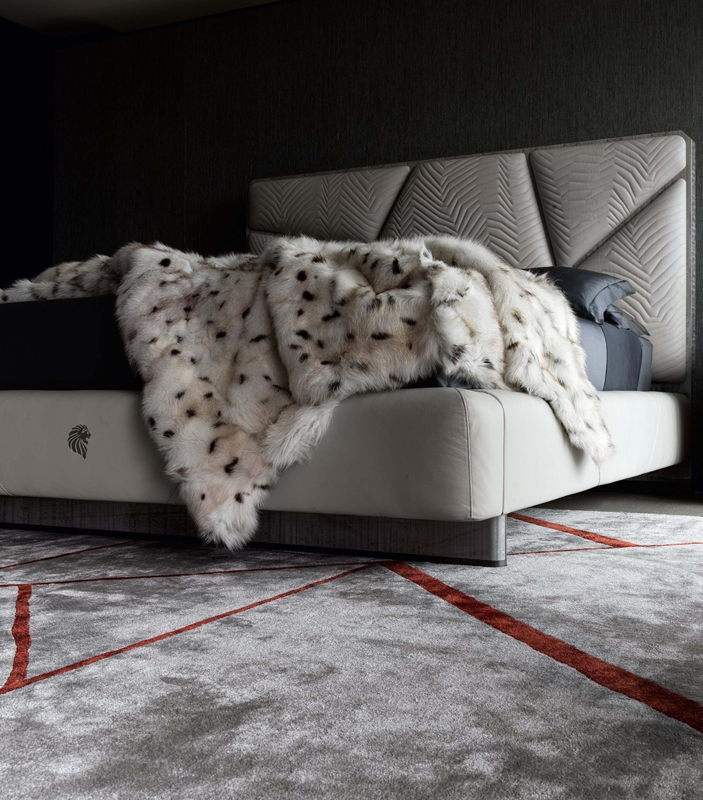 Moonlight King Size Bed MONLIGHTLTHR 205 Image 3