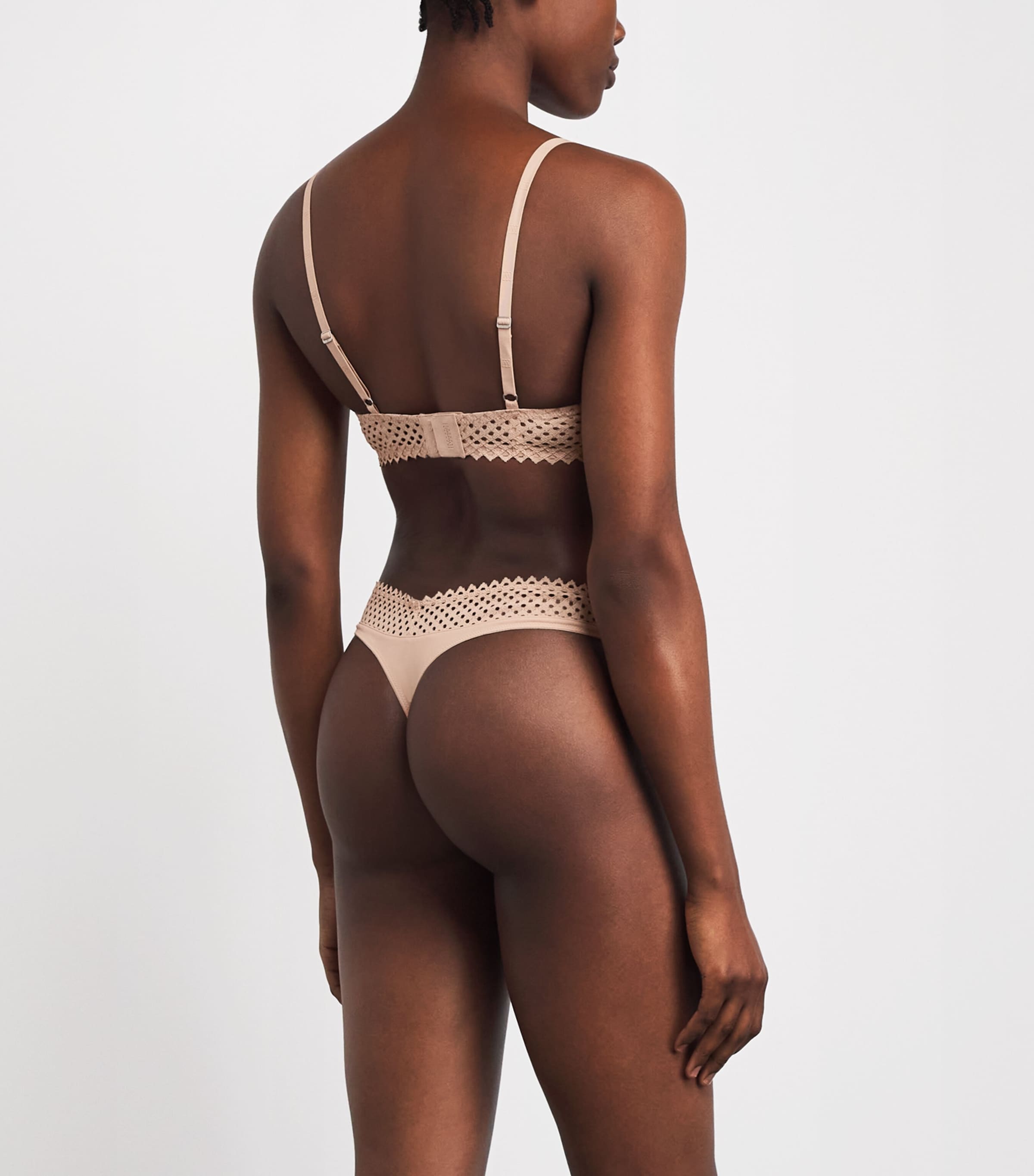 Wolford Womens Romantic Net Push-Up Bra Rose Tan Image 3