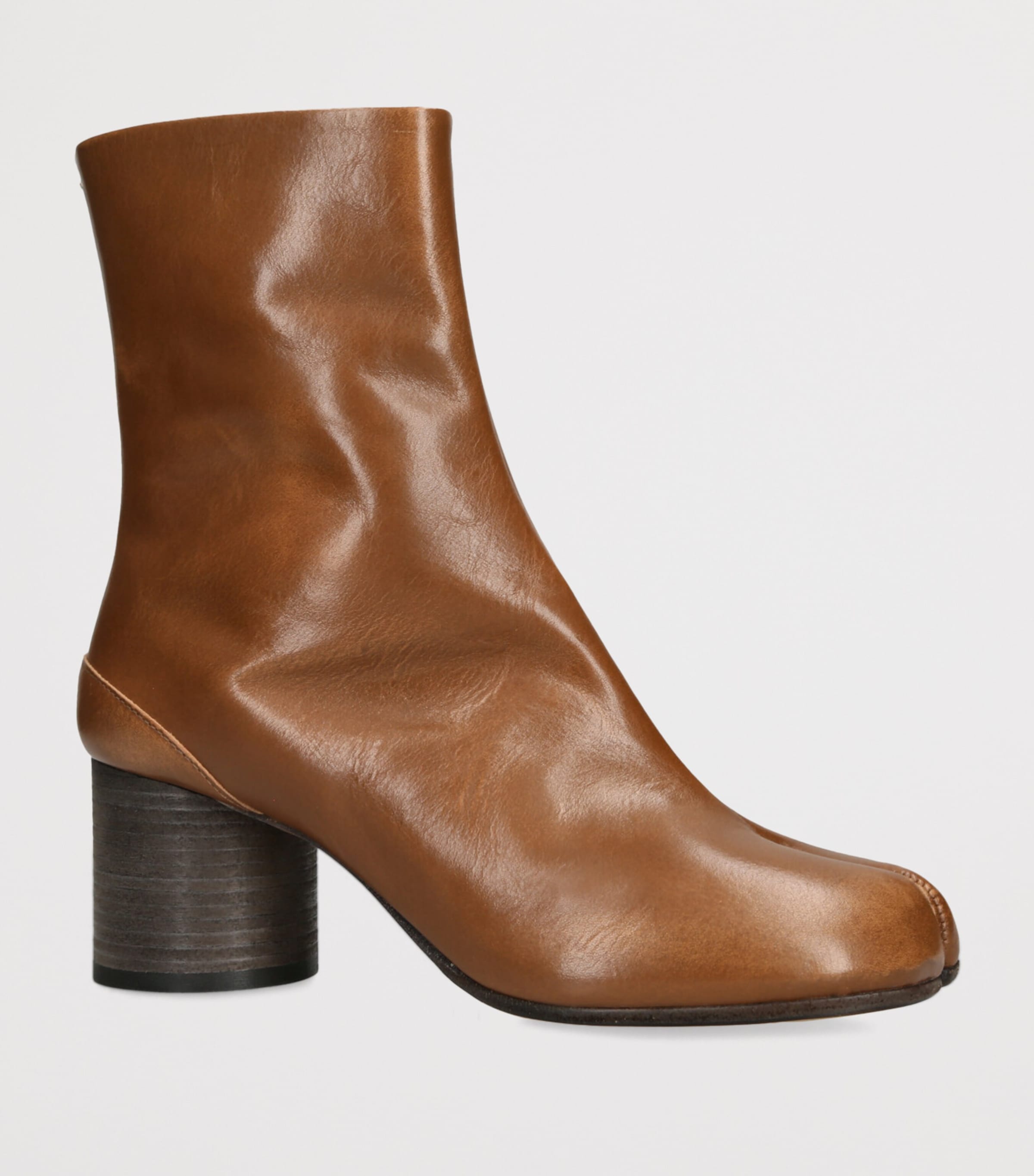 Maison Margiela Sun-Bleached Leather Tabi Boots 60 | Harrods QA