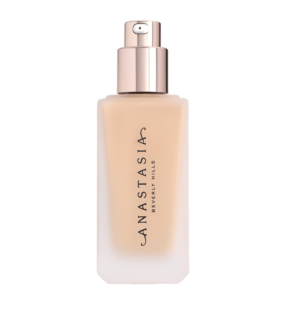 Impeccable Blurring Second-Skin Matte Foundation SHADE 6 2N Image 2