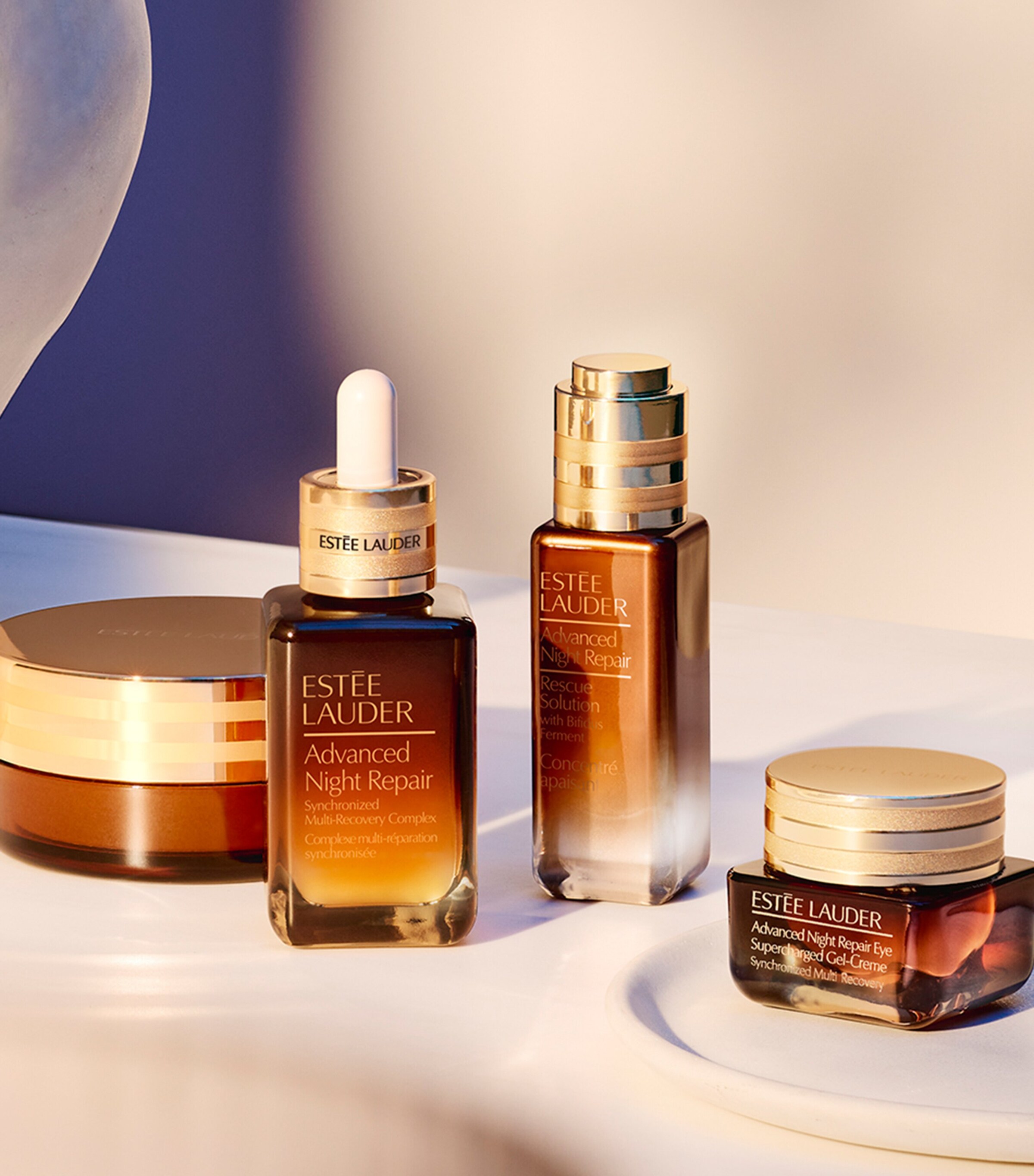 Estée Lauder x Harrods Engraved Advanced Night Repair Serum Synchronized Multi Recovery Complex Serum (75ml) Image 4