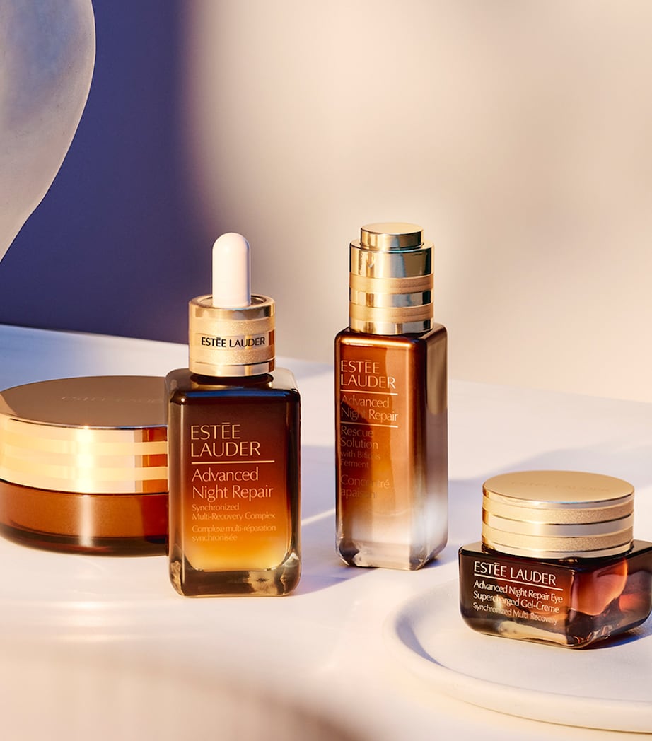 Estée Lauder x Harrods Engraved Advanced Night Repair Serum Synchronized Multi Recovery Complex Serum (75ml) Image 4