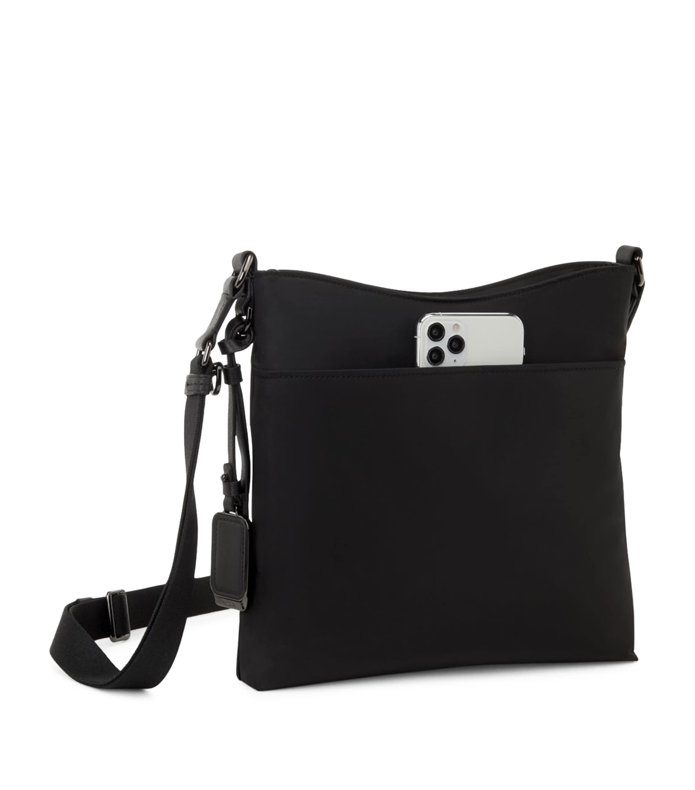 Nylon Voyageur Tyler Cross-Body Bag BLACK GUNMETAL T522 Image 4