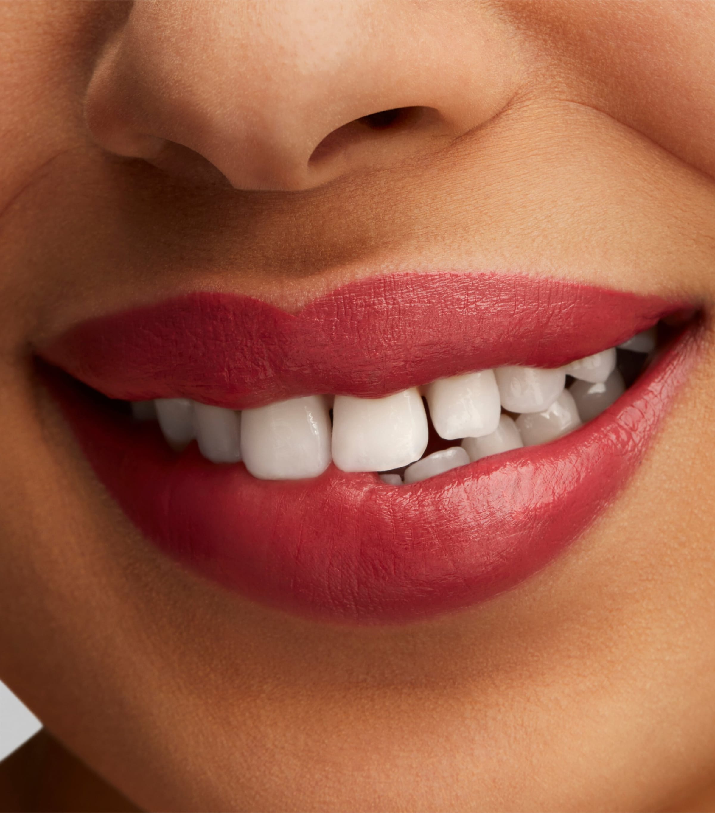 Lustreglass Sheer-Shine Lipstick PIGMNT OF YOUR IMAG Image 6