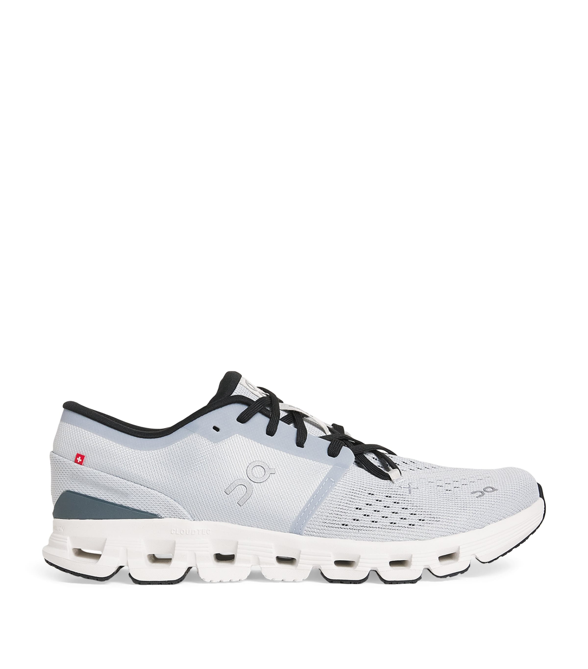 On Cloud X 4 Trainers